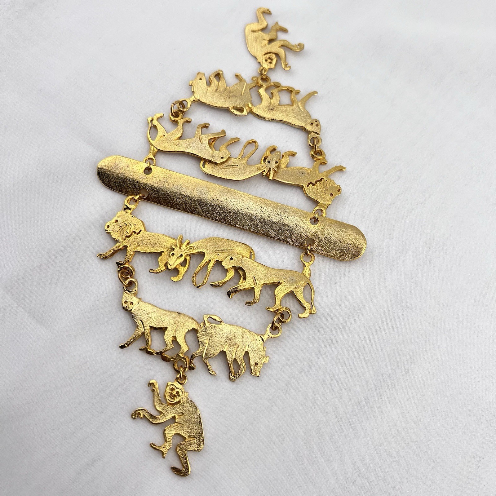 Vintage Ultra Craft Brooch Pin Safari Shoulder Statement Lion Monkey Gold Tone