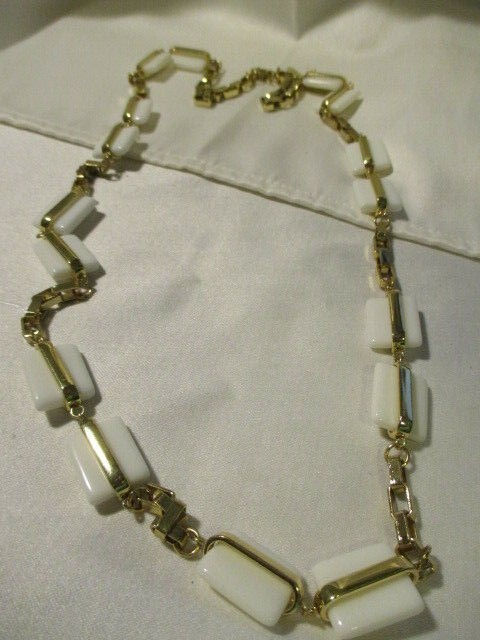 COLDWATER CREEK Goldtone with White Enamel Squares 34″ Long w/ 3″ Extender