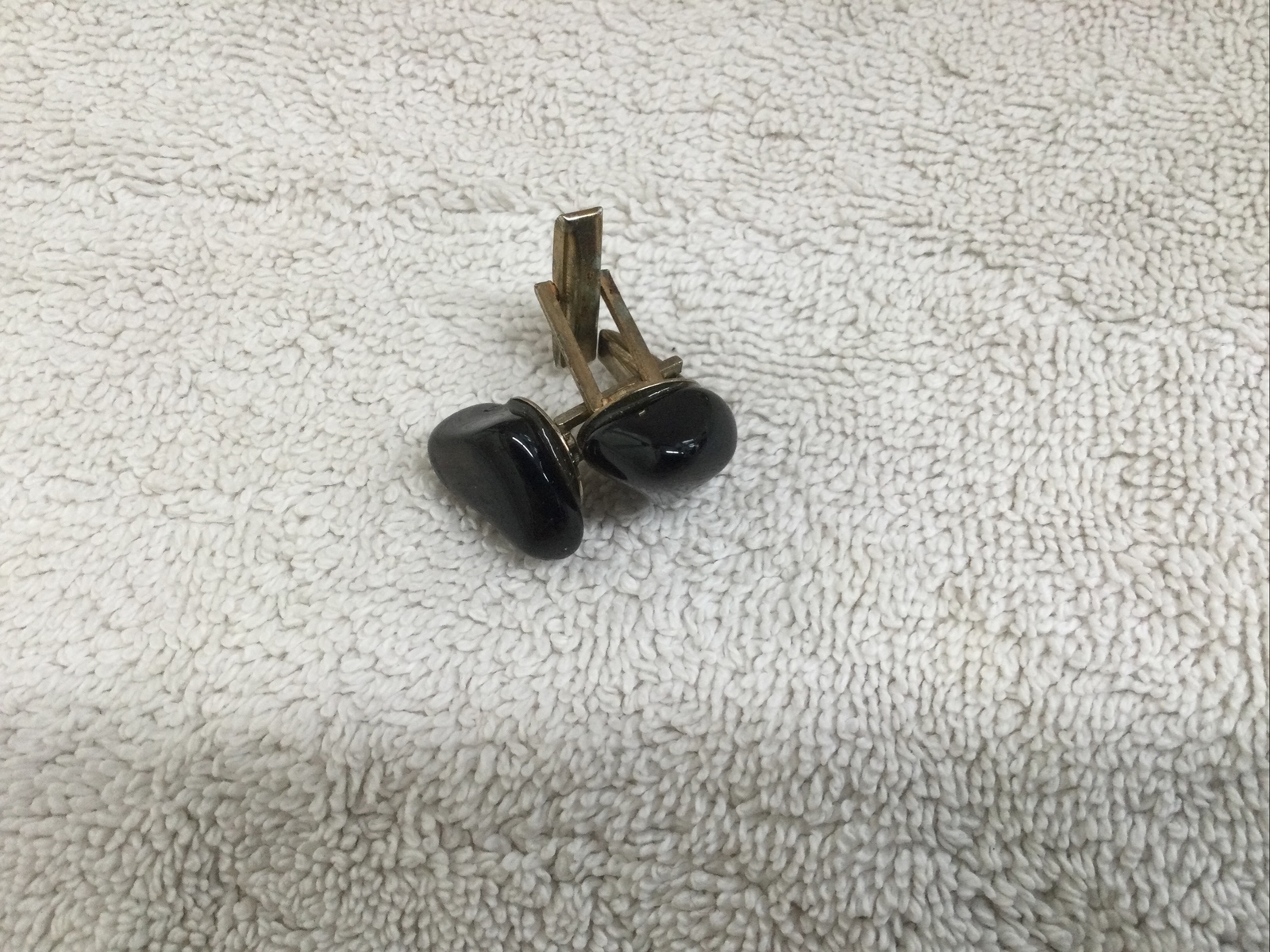 mens tie clip, cuff links, belt buckle lot (k)