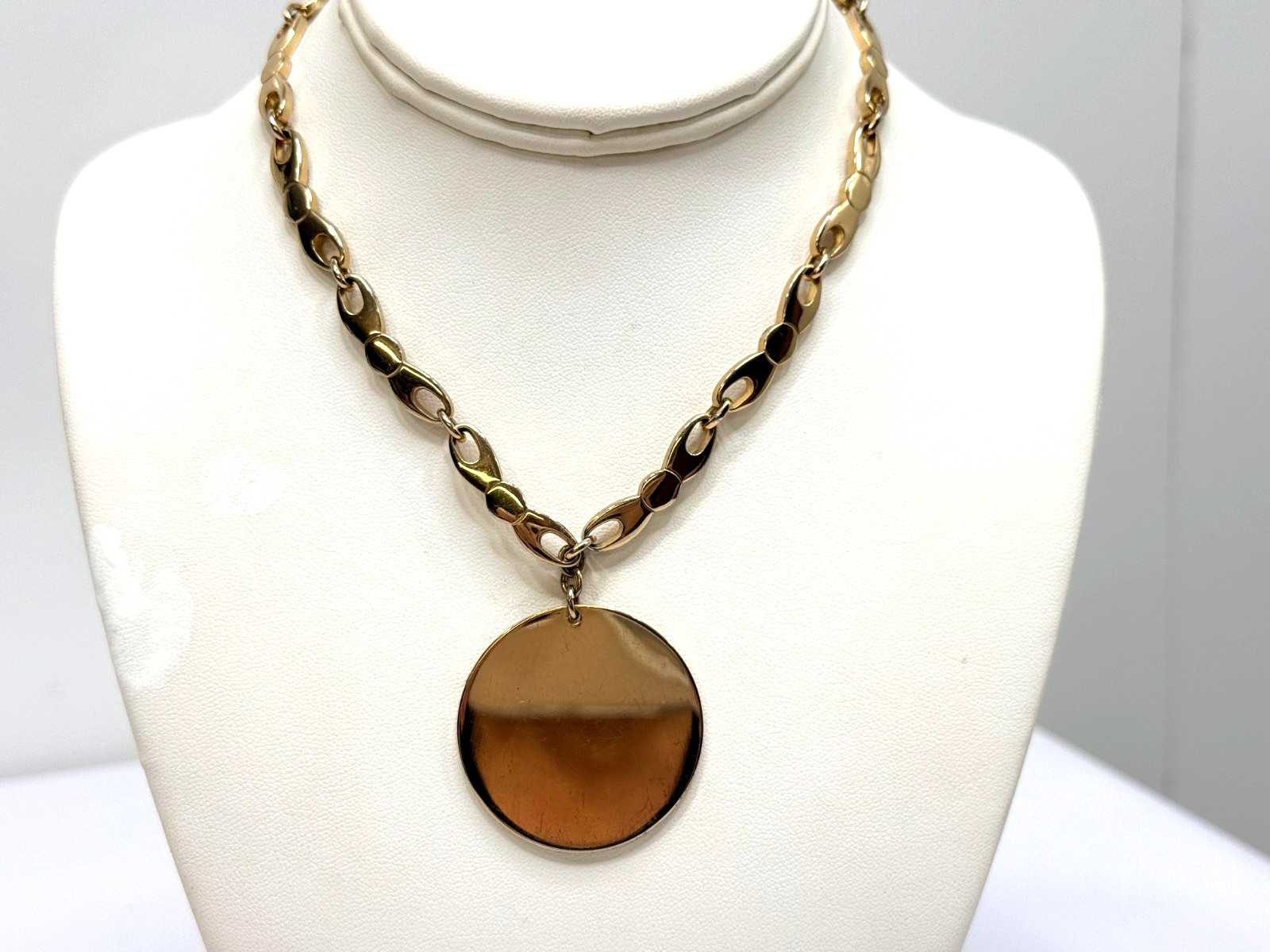 Vintage Signed Monet Round Pendant Necklace Gold Tone Choker 13-16 inch Chain