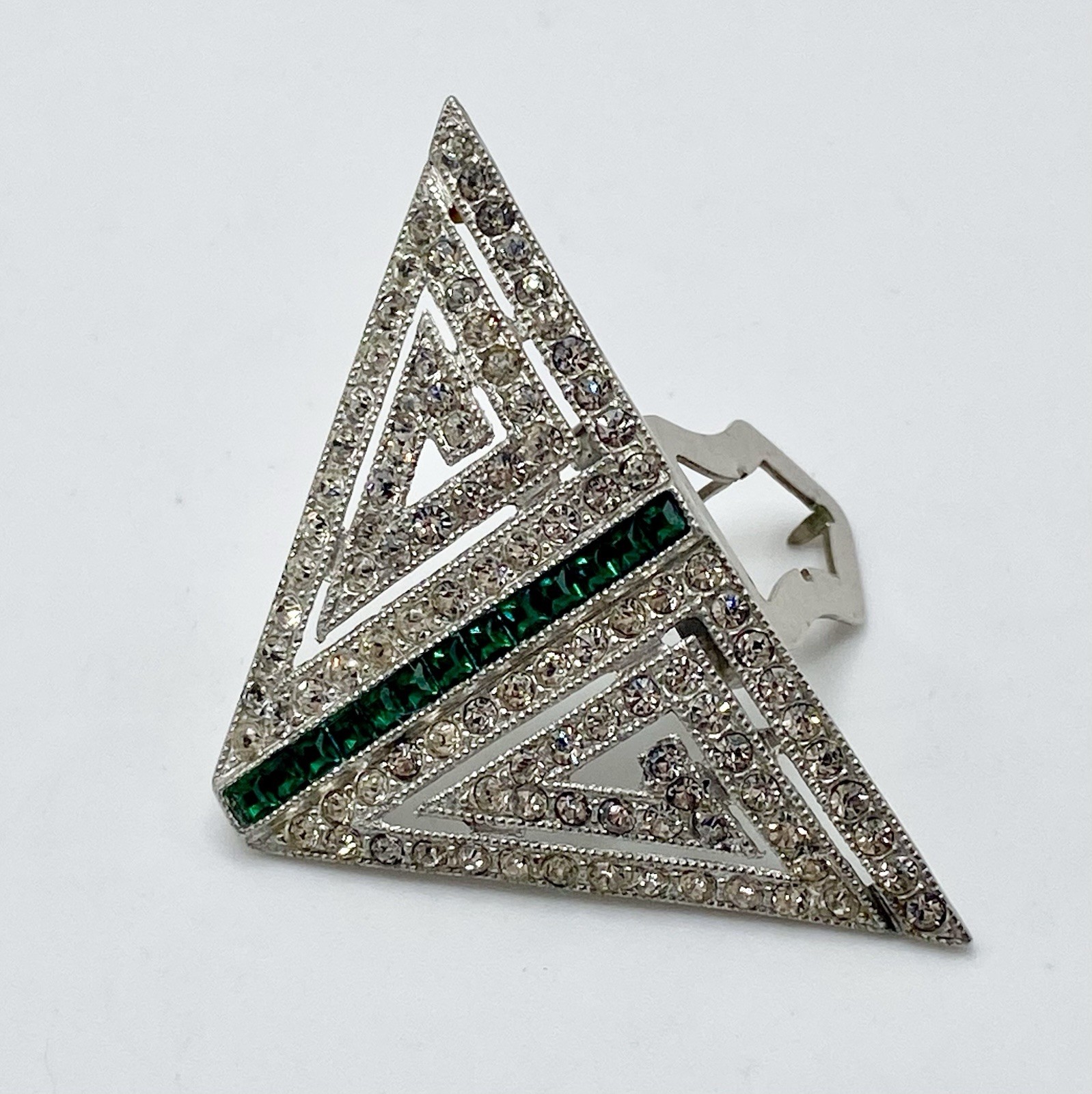 Art Deco Emerald Green Rhinestone Triangle Fur Clip / Dress Clip Brooch 1930s