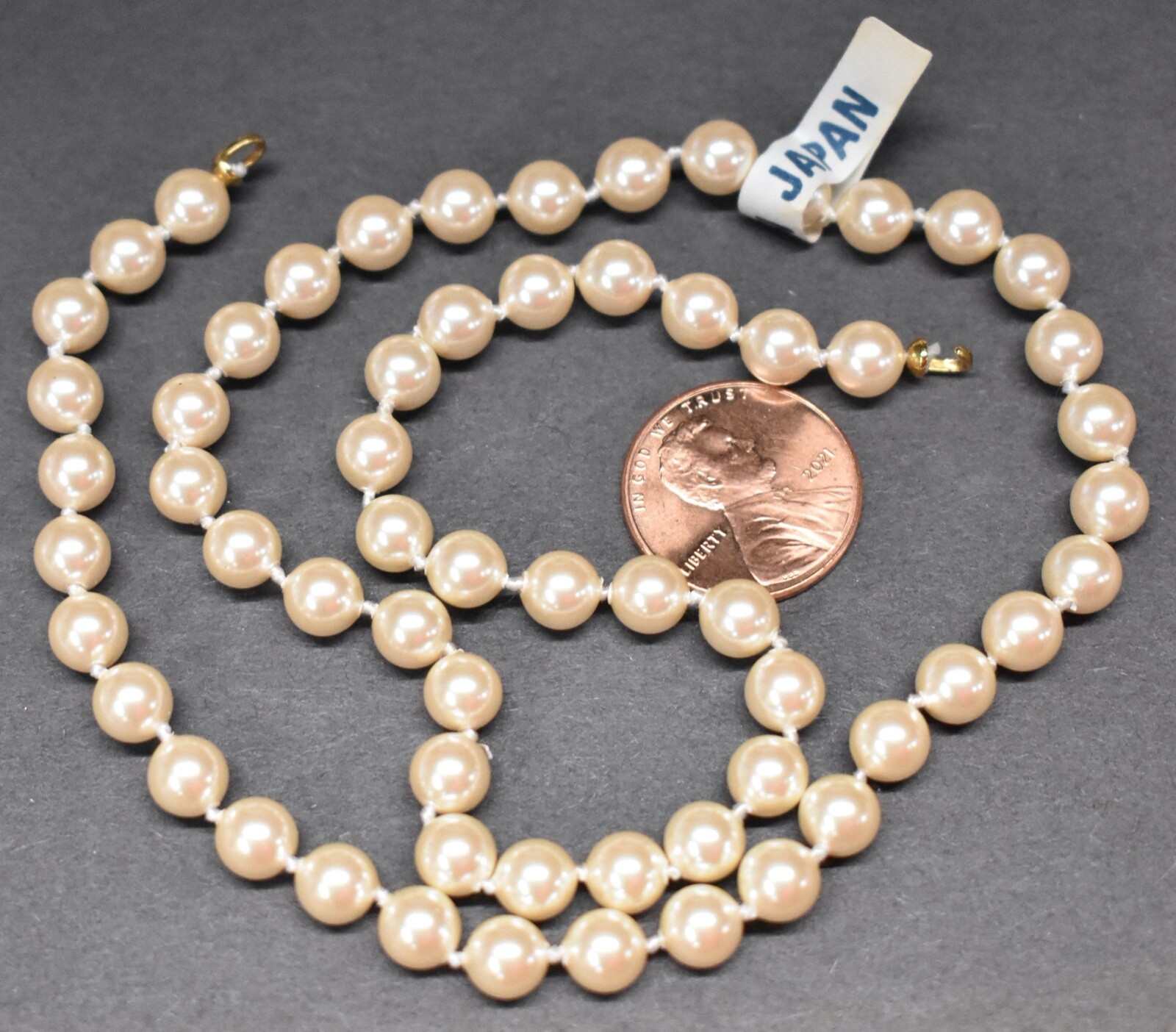 VINTAGE KNOTTED GLASS PEARL STRAND JAPAN 17.5 in • 6mm FAUX PEARLS needs clasp