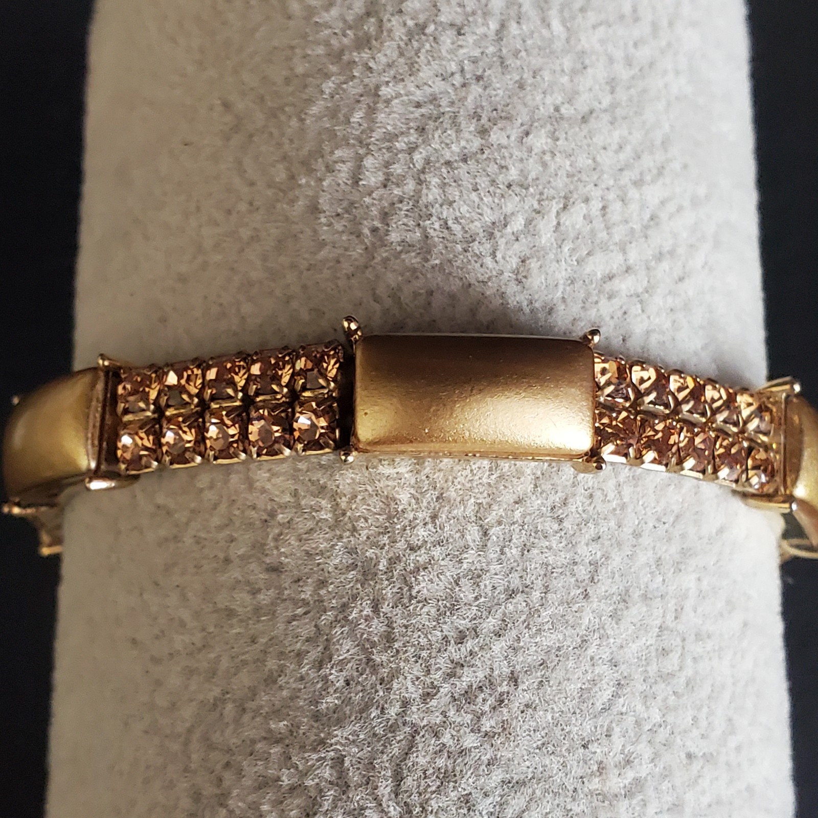Vintage Monet Amber Rhinestone Brushed Gold Stretch Tennis Bracelet 80’s