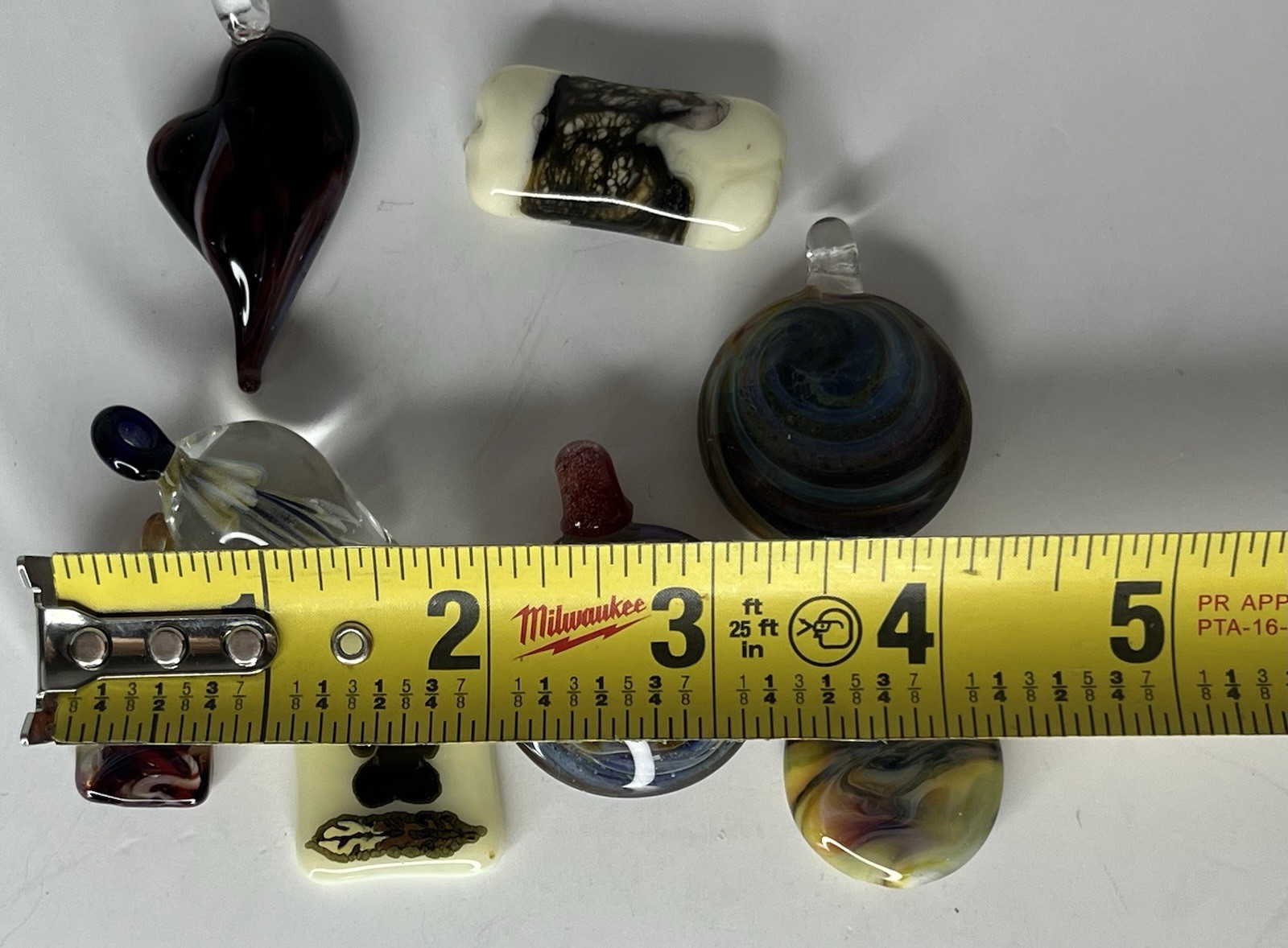 Lot Of 46 Artisan HandBlown Art Glass Flower Pendants Beads Murano Style In Case