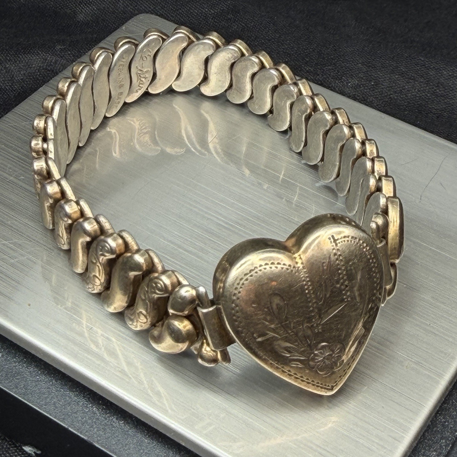 Vintage WWII Sterling Sweetheart Expansion Bracelet Heart Engraved Co-Star