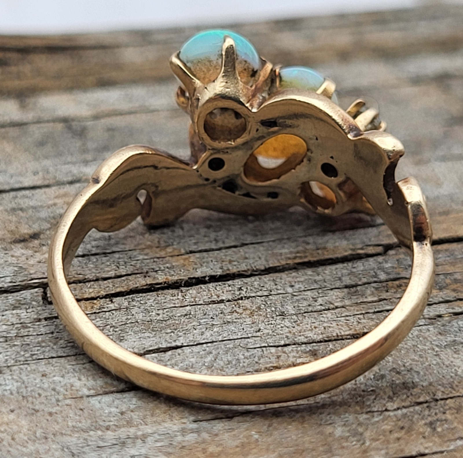 Antique Victorian 10K Gold Trilogy Opal & Diamond Ring Sz 4.25