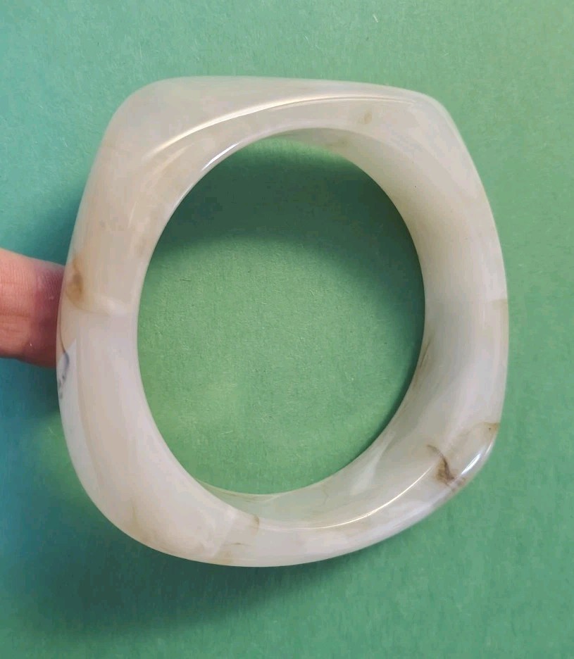 CHUNKY Vintage WHITE BROWN Swirls Colored RESIN Bangle Bracelet