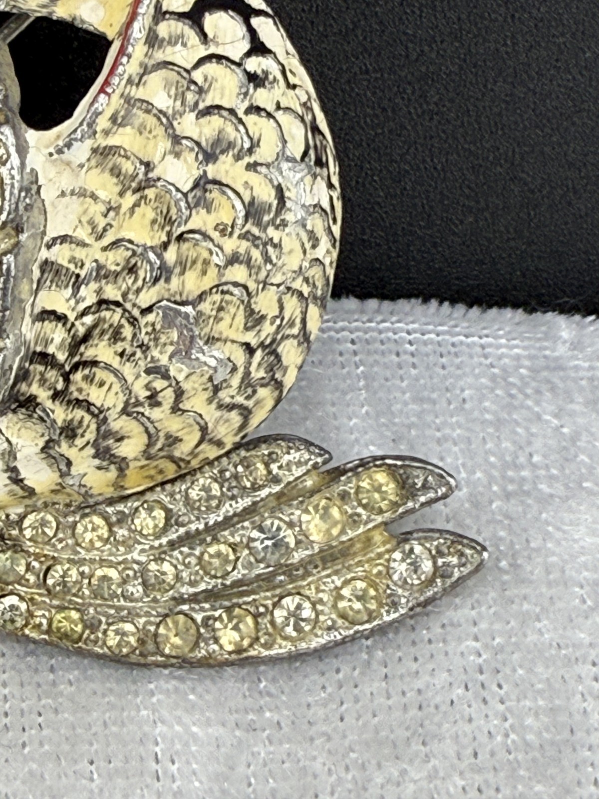 Vintage Pot Metal Brooch Fish Rhinestones Enamel READ