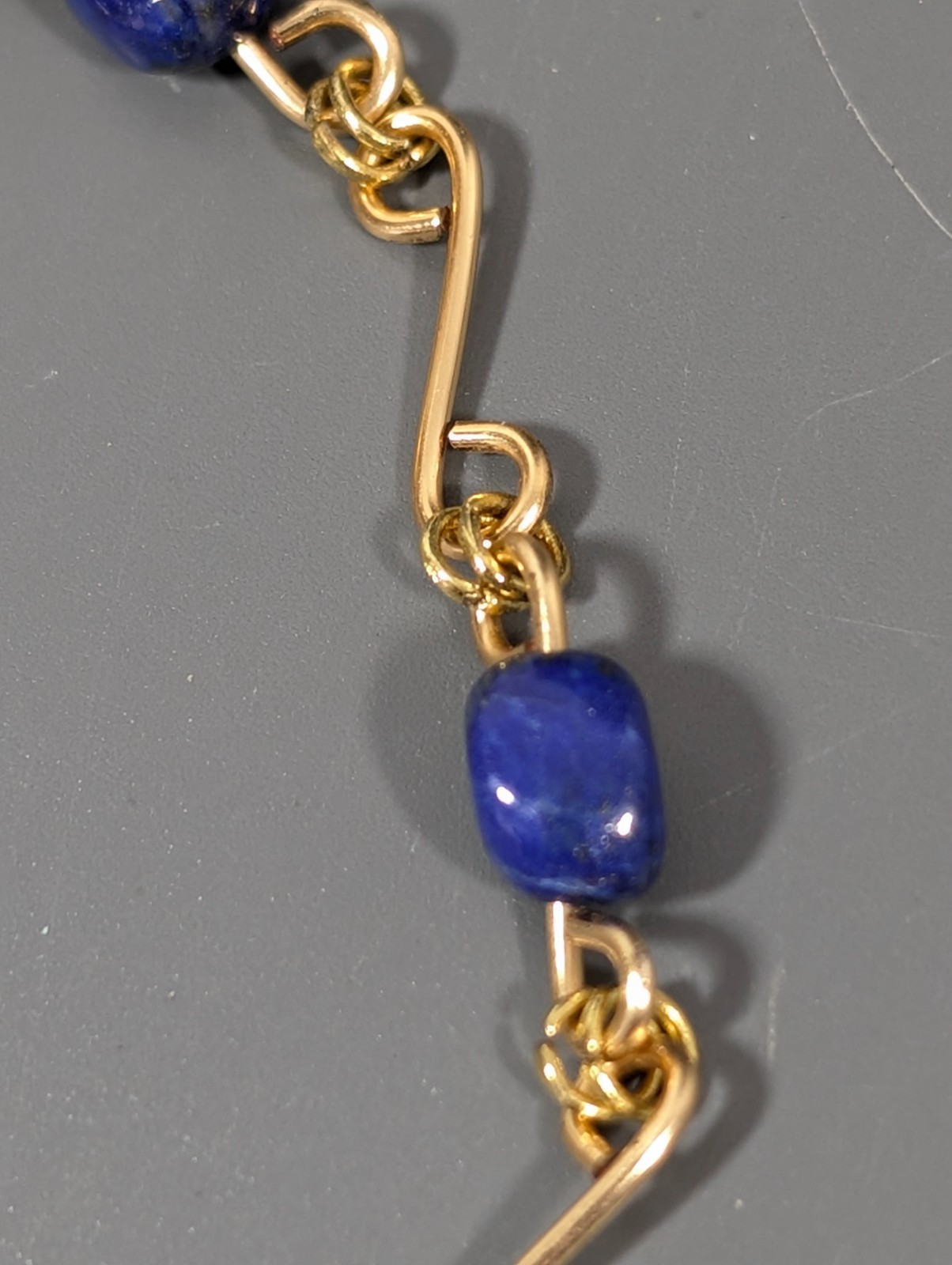 Vintage Blue Stone Bead Gold Tone Curved Bar Chain Tennis Bracelet 7.25 in