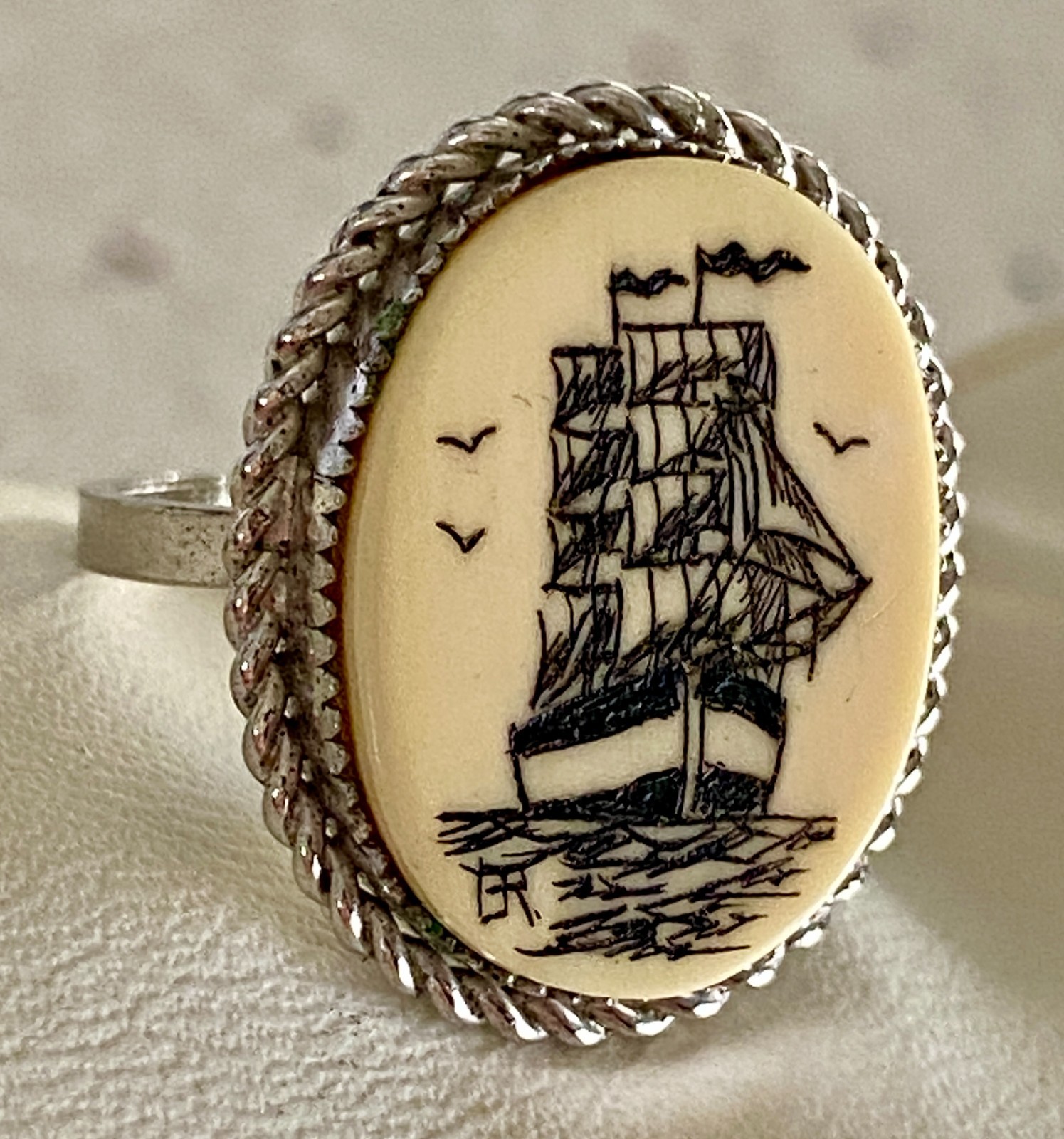 Vintage Sailing Ship Sterling Silver Ring Size 6.5 Maritime Oval Ladies