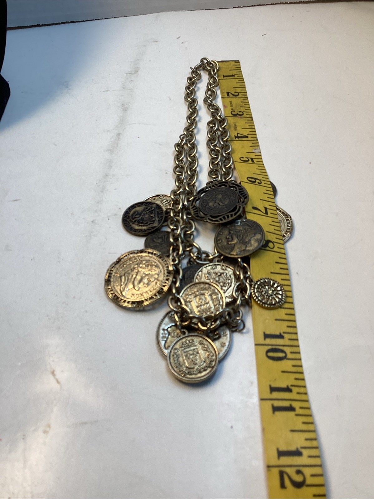Vintage Gold Tone Dangling Faux Coin Charm Necklace Chain Link 18”