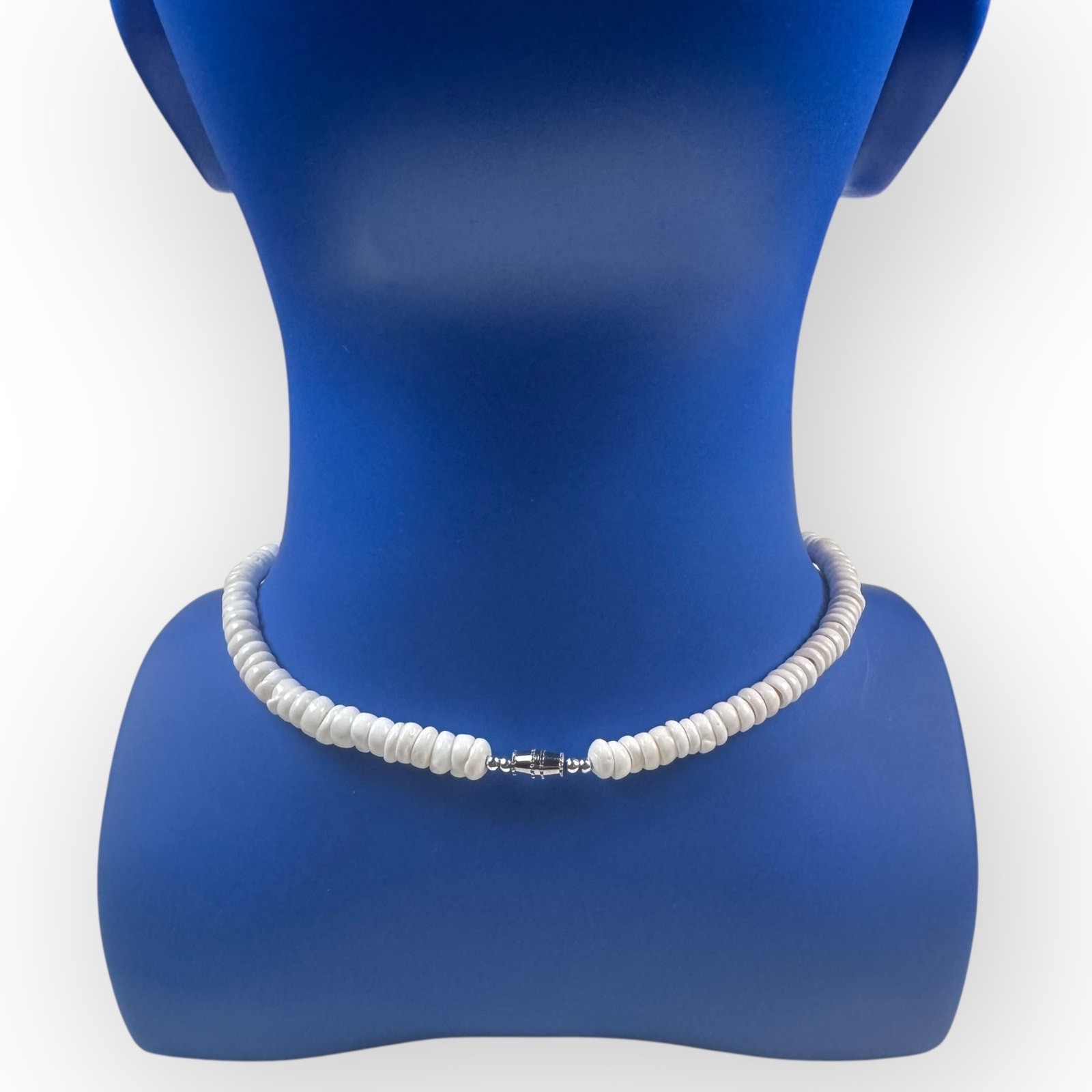 Vintage Y2K White Puka Heishi Shell Choker Necklace Surfer California Coastal