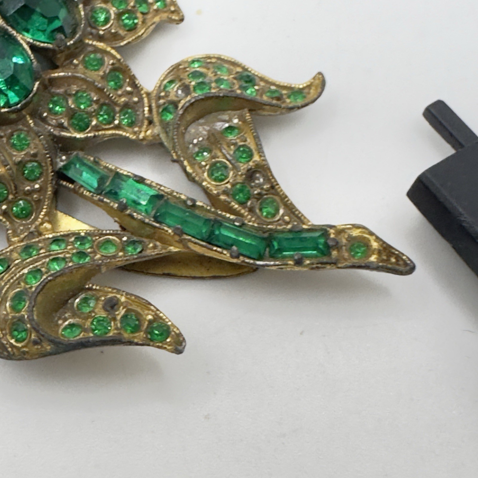 Vintage Pot Metal Dress Clip Flower Gold Tone Green Rhinestones 3″