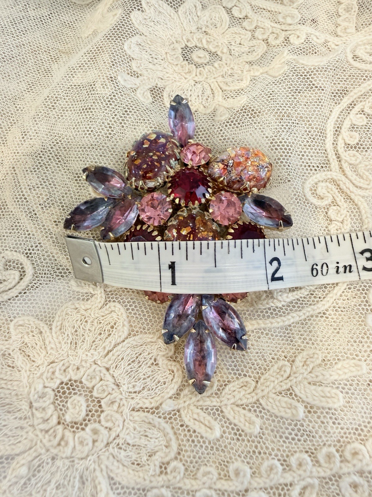Juliana Style Brooch Pin Pink Red Purple Stones Rhinestone Gold Tone Vtg