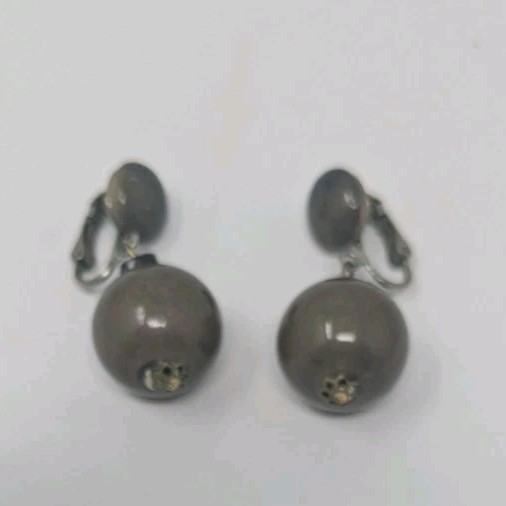 Vintage Lot Clip Screwback Earrings 22 Pair Hobe Trifari Lisner Avon Unbranded