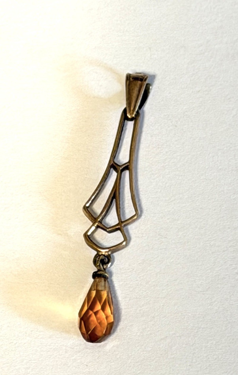 Vintage Circa 1920’s Lavalier, 10 Kt Gold With Citrine Briollete Drop