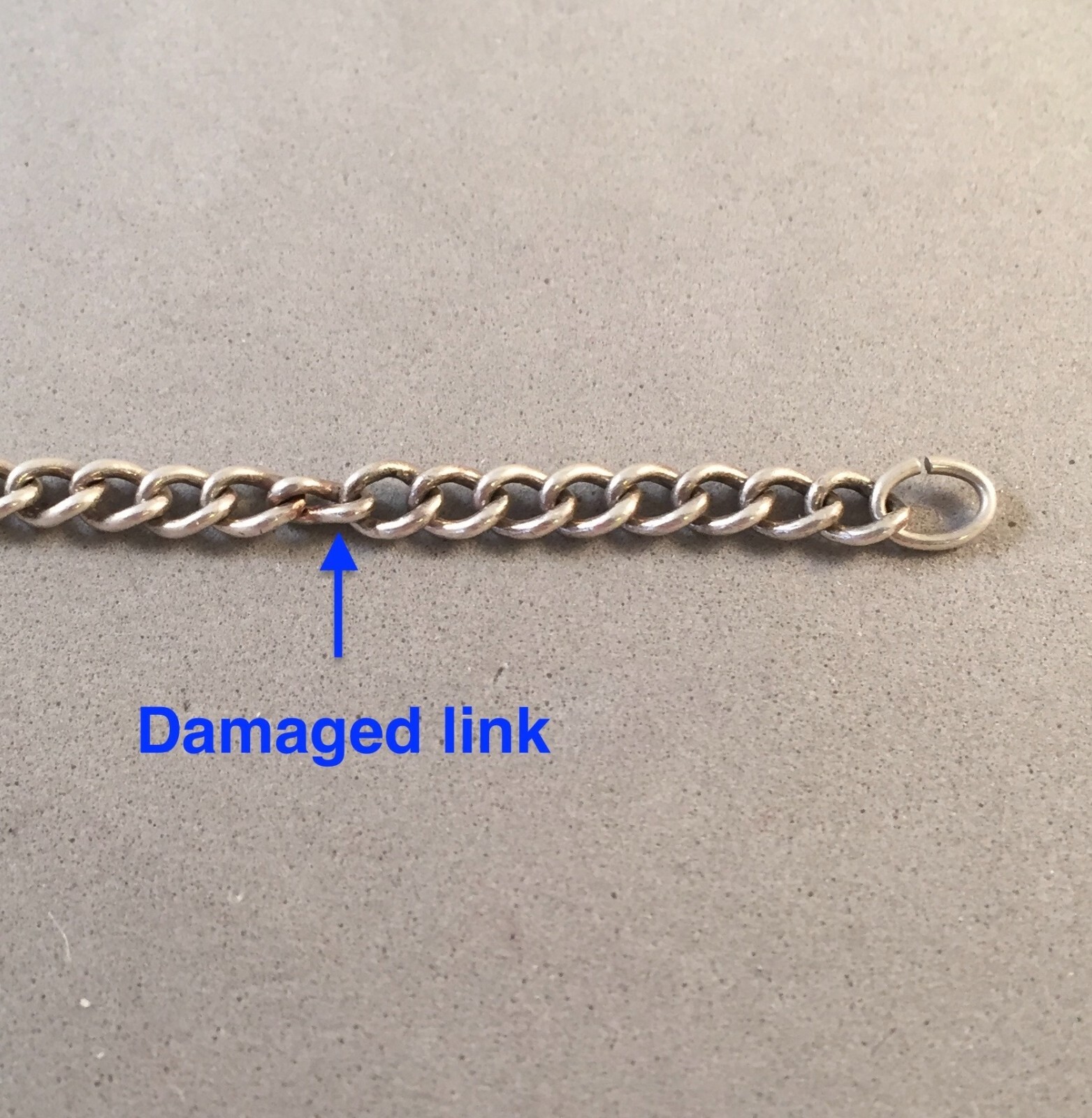 VINTAGE Silver CHARM BRACELET Narrow Curb Link Starter 7″ Estate VB33