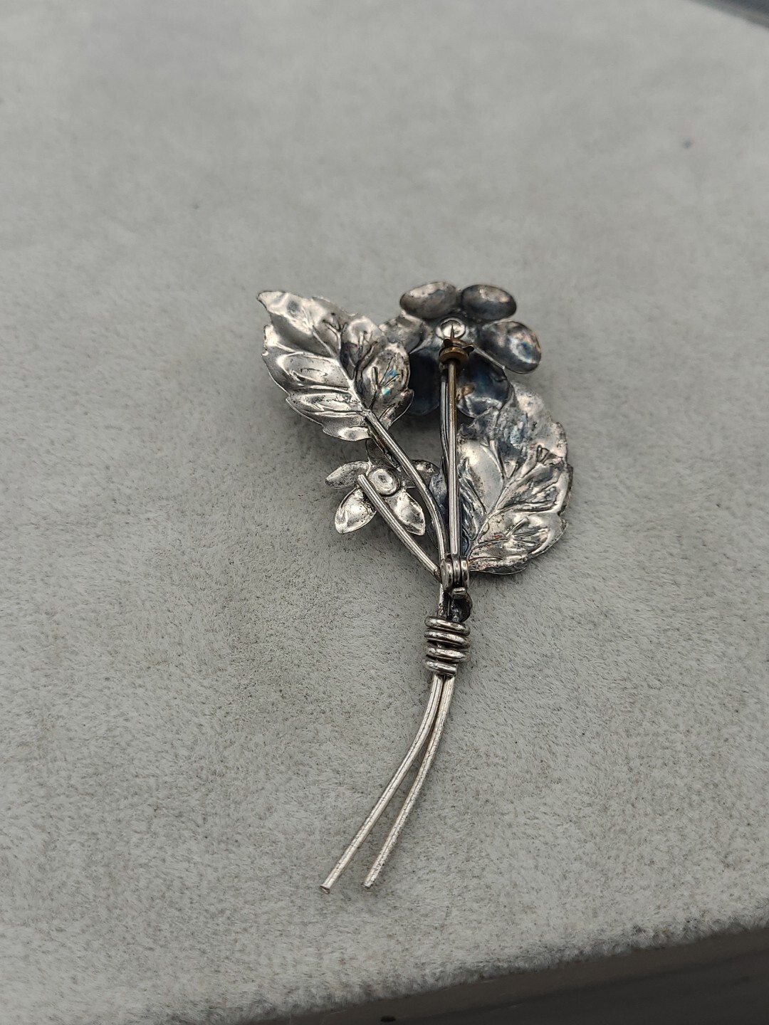 Vintage Sterling Silver pin Brooch Rose Floral Bundle Symbol Of Love Beauty