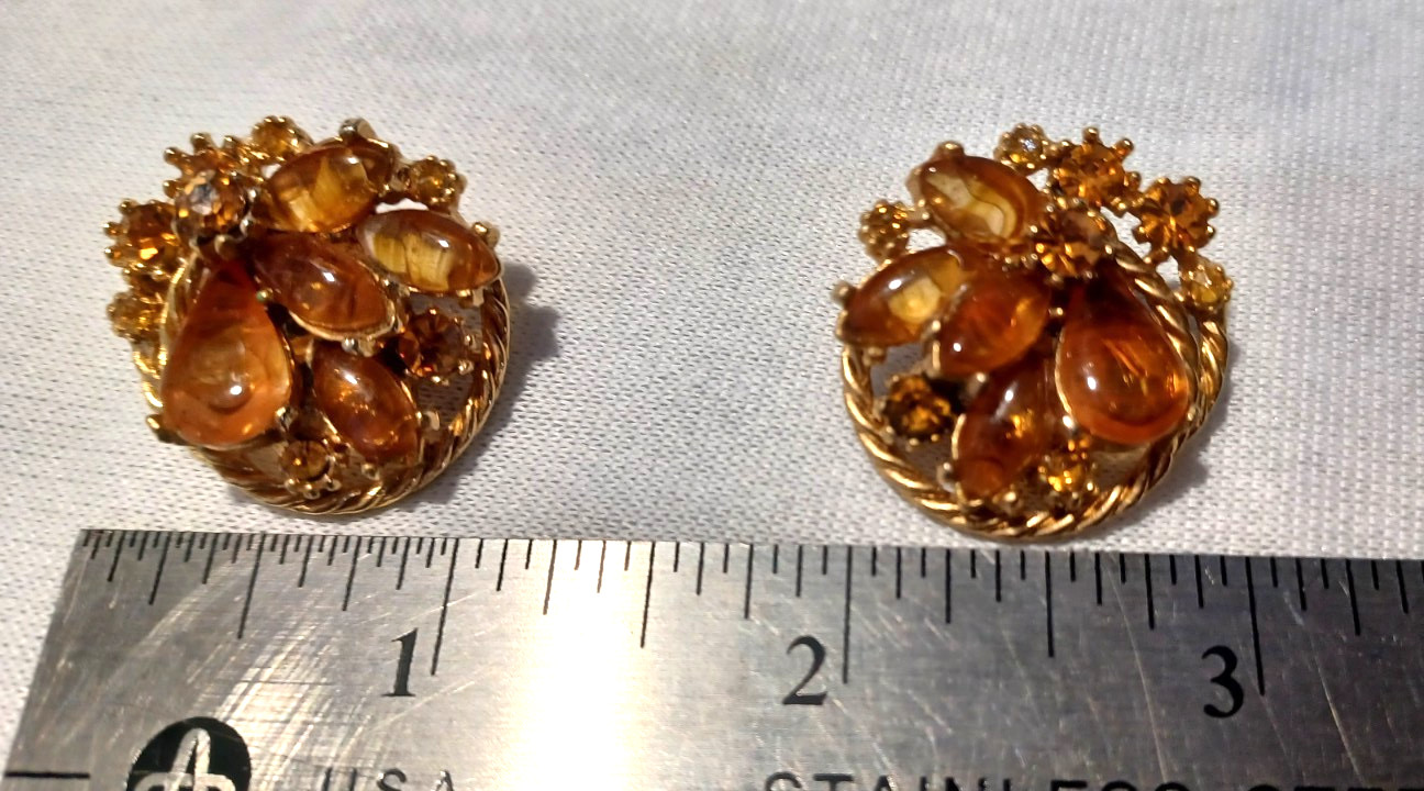 Arthur Pepper Honey Amber Cabochon Gold tone Earrings. Vintage