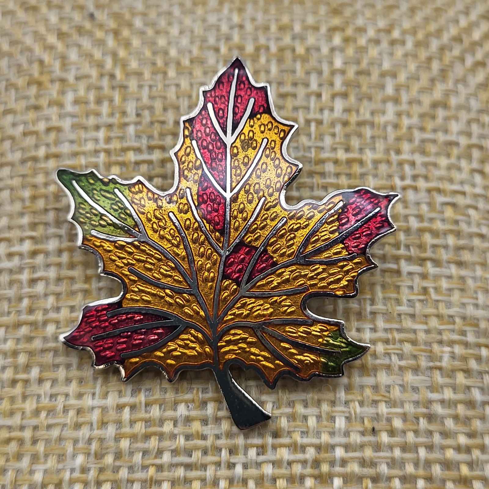 Lovely Vintage Enamel Maple Leaf Fall Colors Brooch Pin Nature Fairy