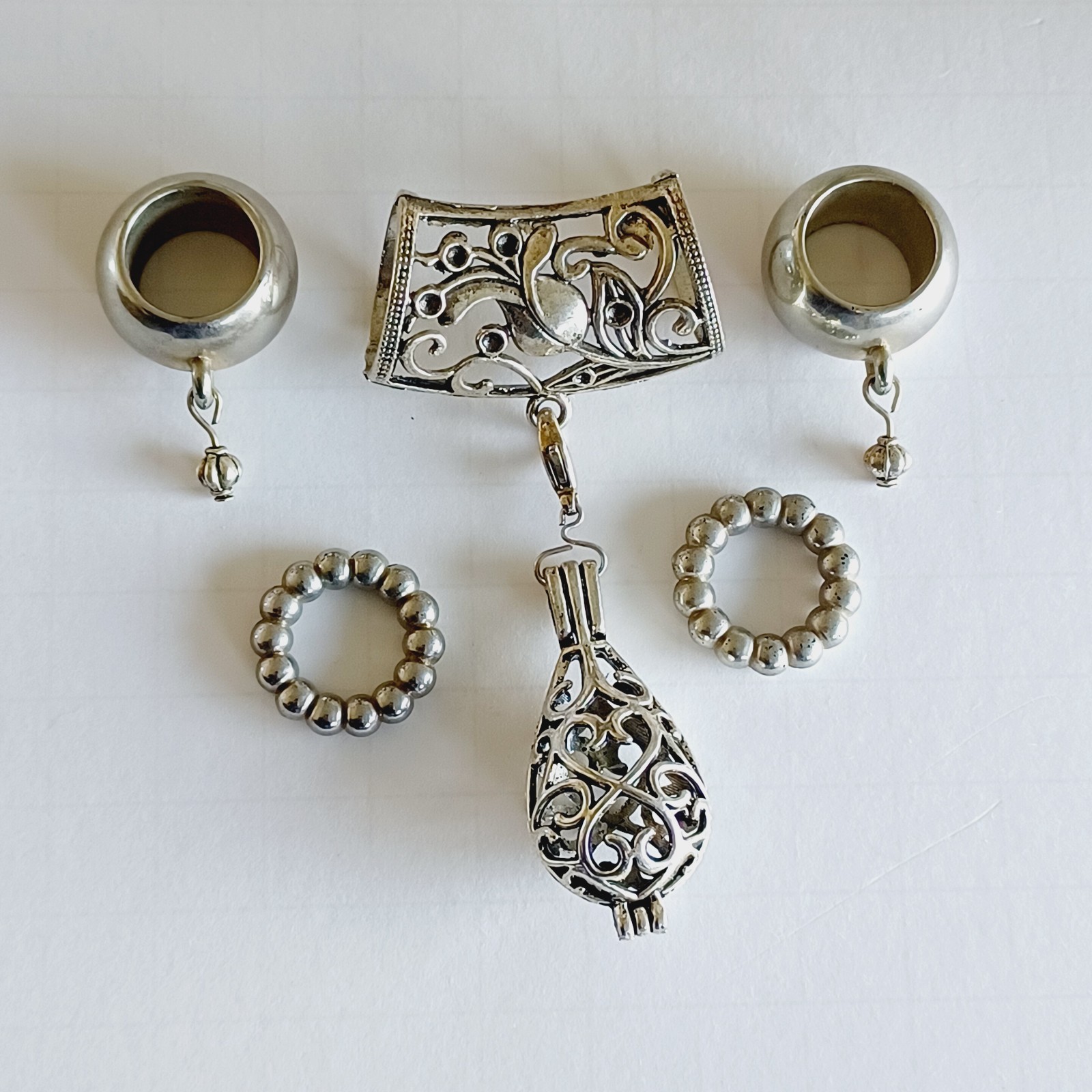 Silver Tone Floral Rings Scarf Bail Ring