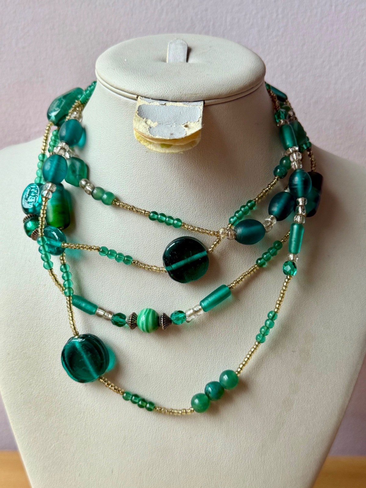 VINTAGE VIVID EMERALD GREEN COLOR MULTISHAPE GLASS BEADS LONG STATEMENT NECKLACE