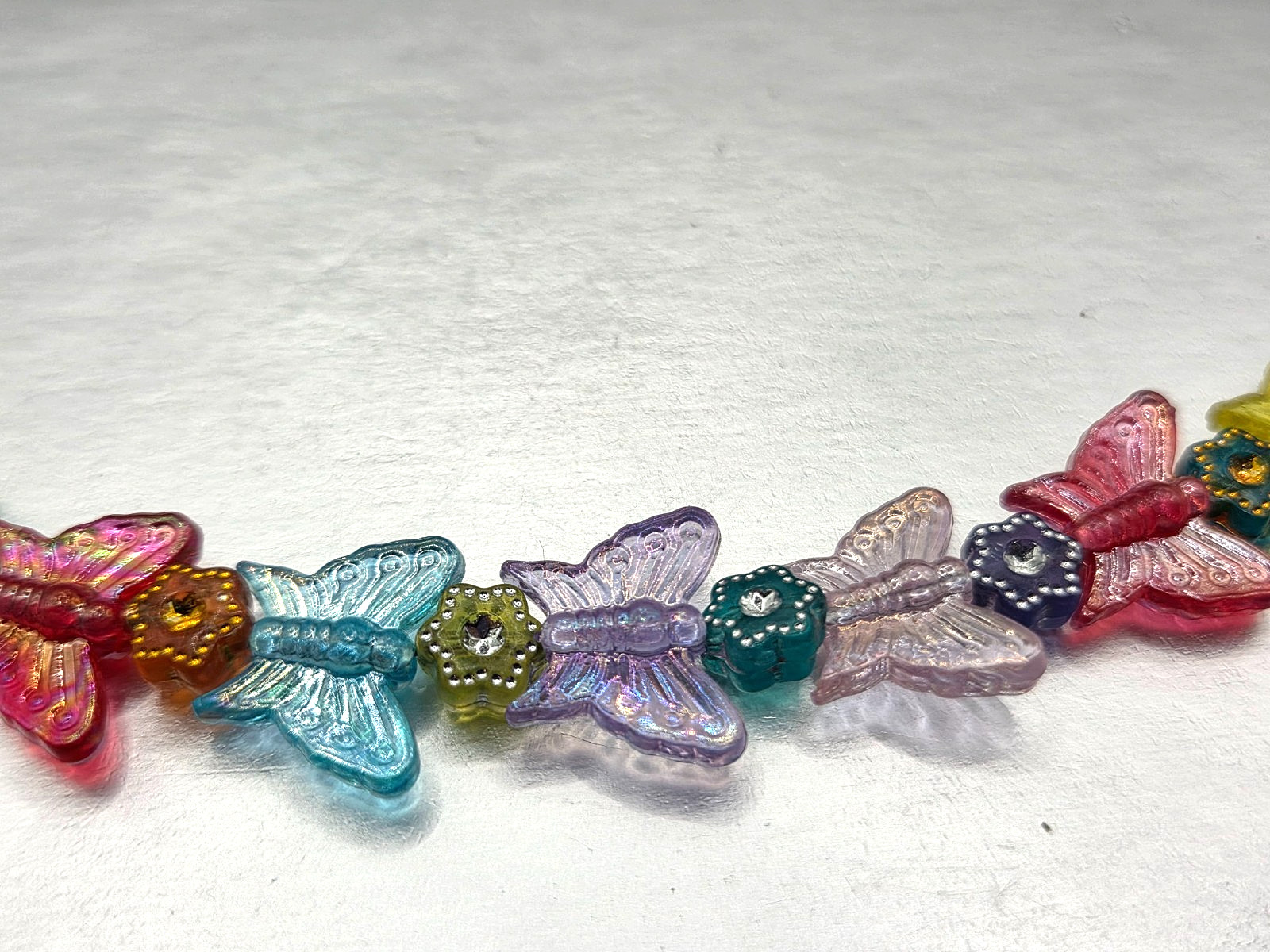 Vintage Cute Butterfly Multicolor Lucite Beaded Necklace 19″