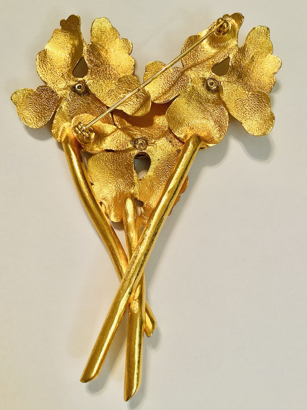 FT Paris RARE Vintage LARGE High End Gold Tone Iris Flowers Brooch Low Price! 💛