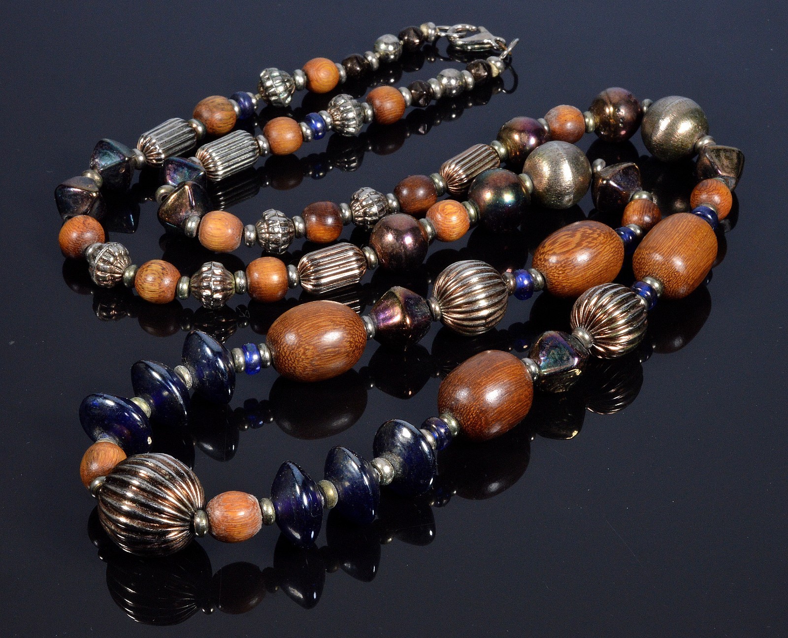 VTG ART GLASS CERAMIC WOOD METAL BEAD NECKLACE 34″ C.1980