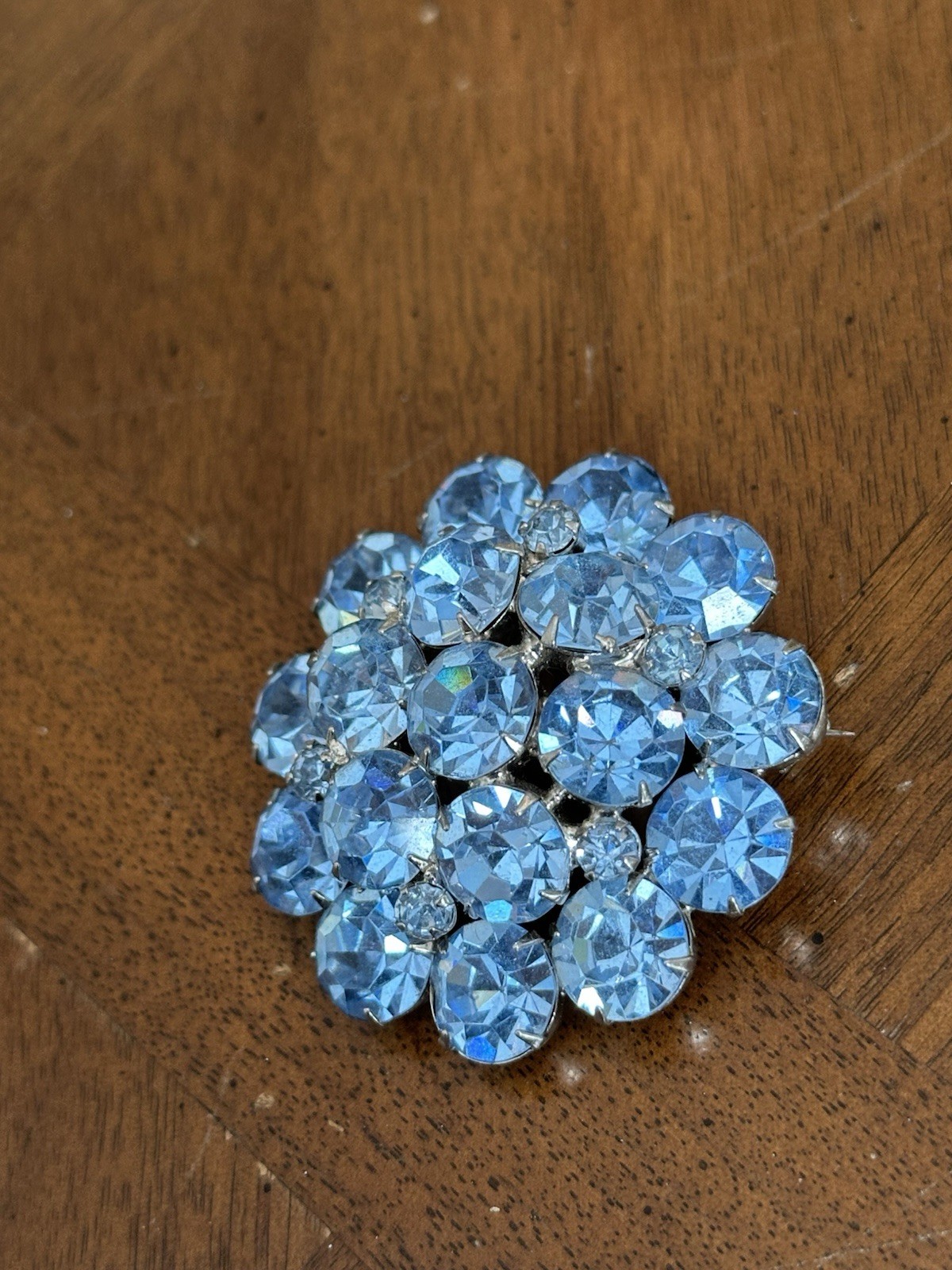 Vintage Light Blue Rhinestone Layered Round Cluster Brooch Silver Tone Nice!