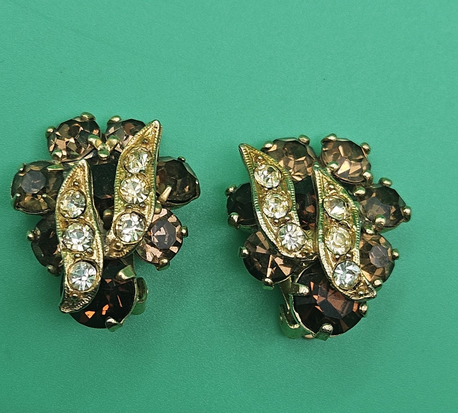 Vintage Signed WEISS Amber Topaz and Clear RHINESTONE Clip Earring