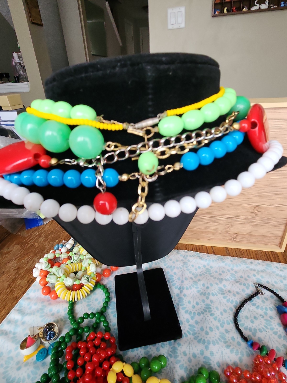 Huge Lot of Vintage Lucite acrylic Glass beaded Necklaces 1950s-1980s