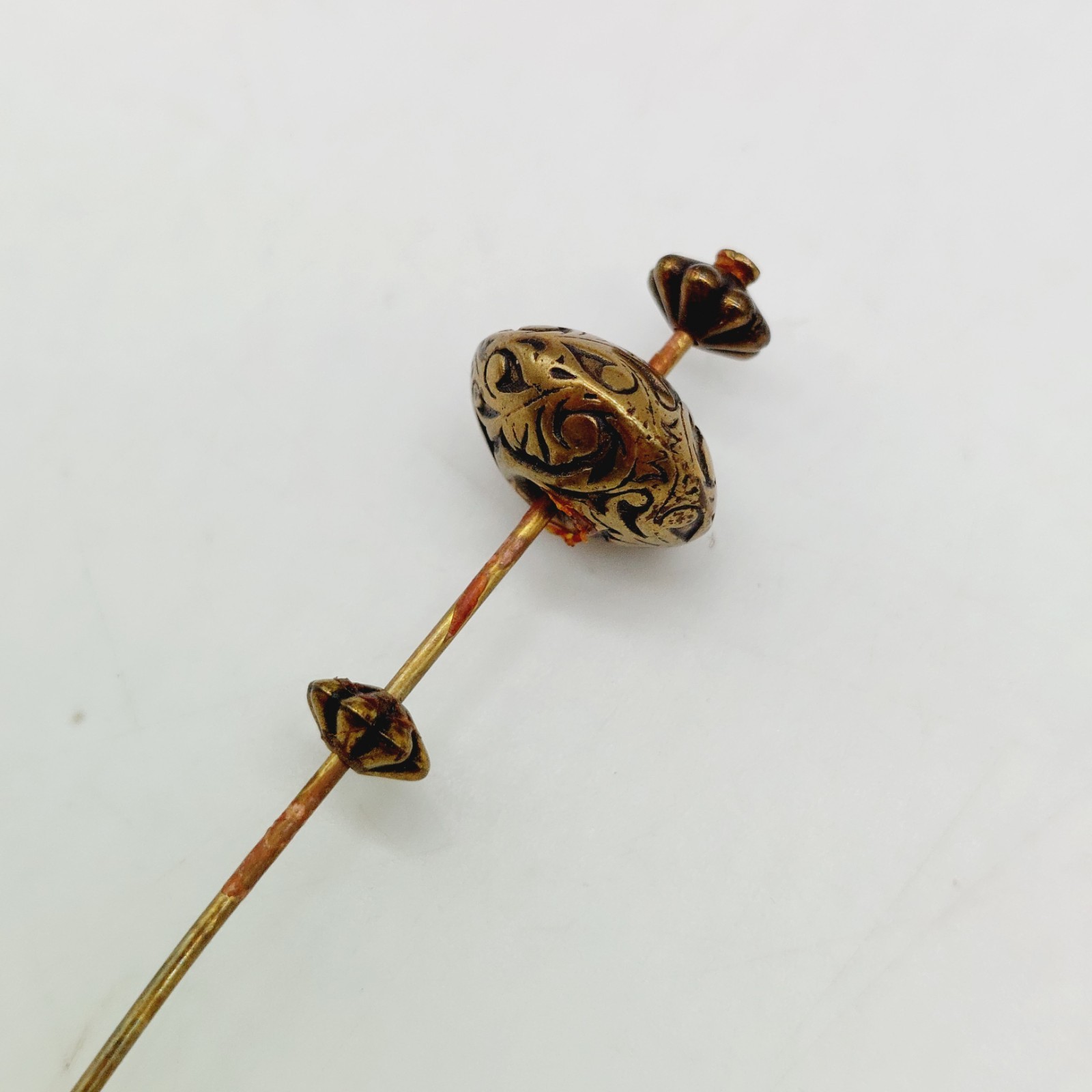Vintage Murano Hand Blown Swirl Glass Hat Pin White Brown 4″