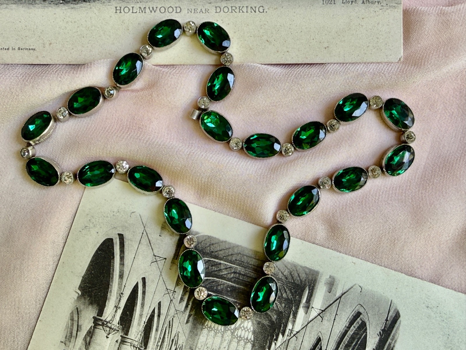 Very Nice Deco/Edwardian Emerald Paste Riviere – Silver Tone/Closed Back