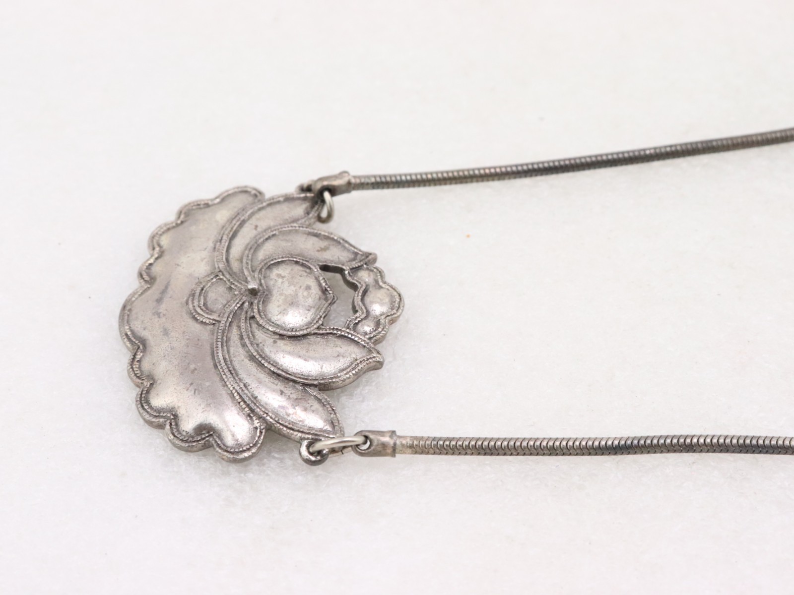 20″ Vintage Alva Museum Replicas Lotus Flower Necklace Antique Silver Tone