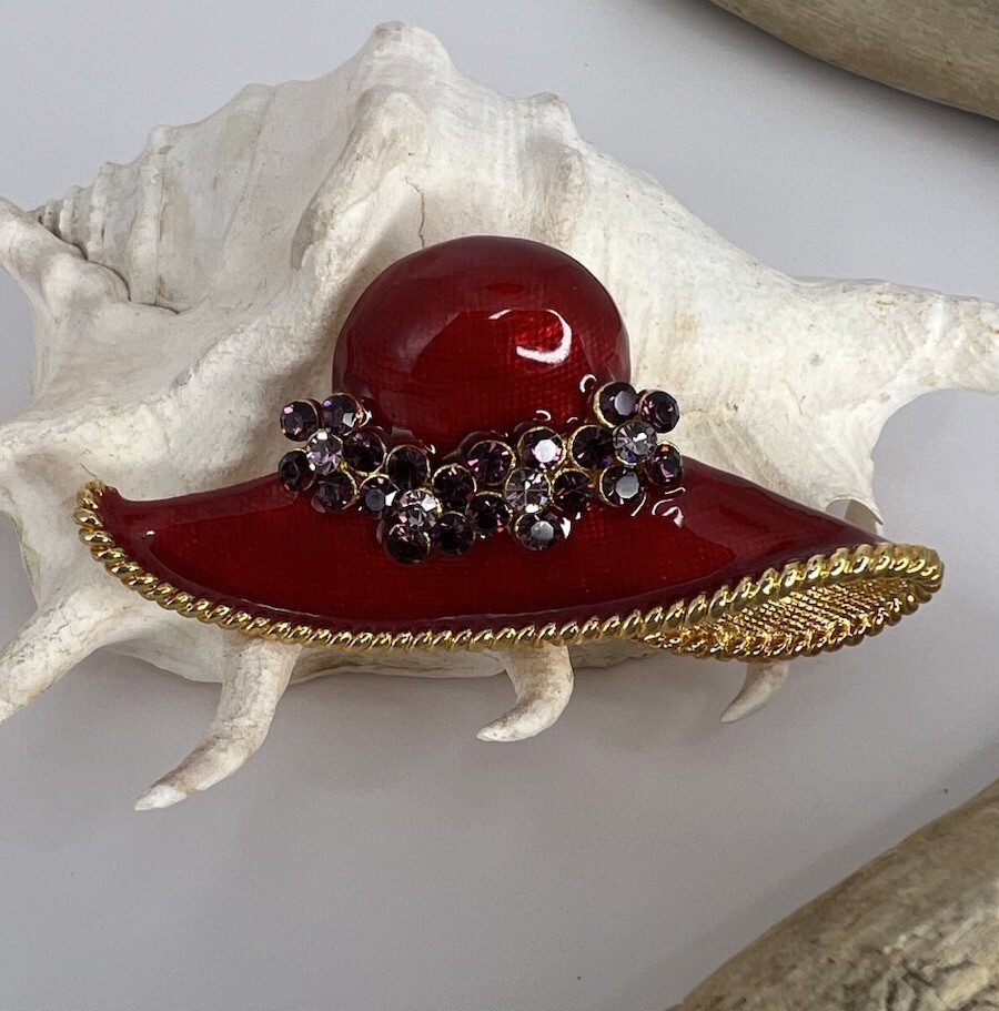 Retro Jewelry Red Hat Enamel Brooch Pin Purple Rhinestone Costume Jewelry 💜