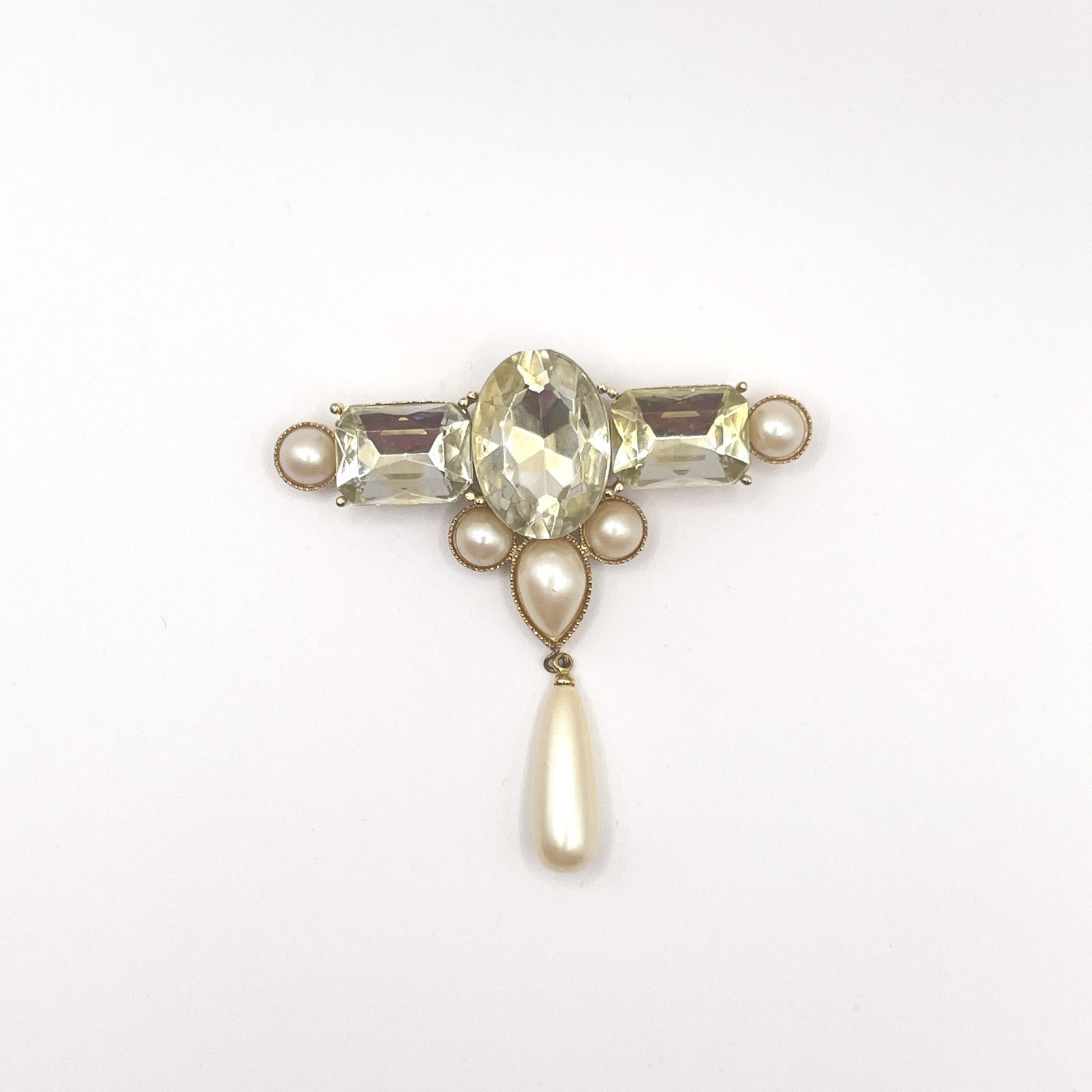 Vintage Richelieu Brooch Gold Faux Pearl & Yellow Glass Crystal Pin 1980s 1990s