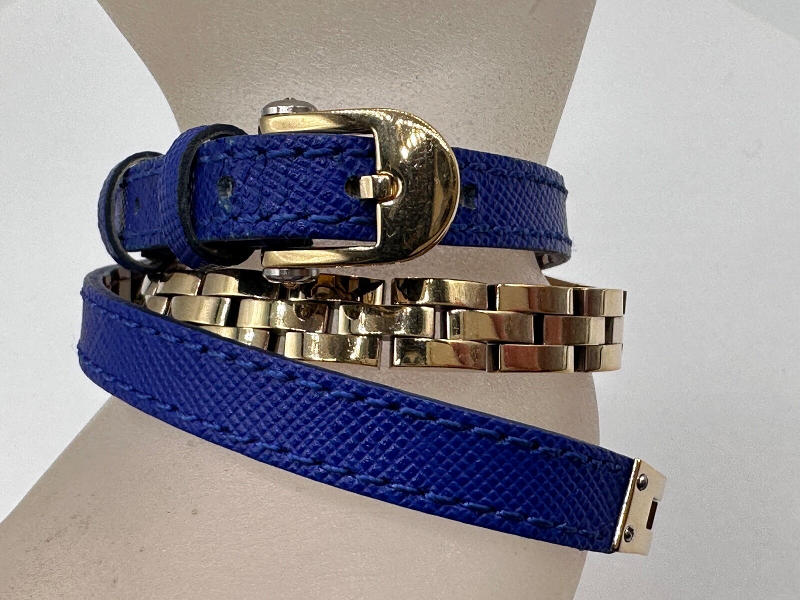 HENRI BENDEL SIGNED GOLD PLATED BUCKLE LEATHER NECKLACE BRACELET SAMPLE BELT 22″