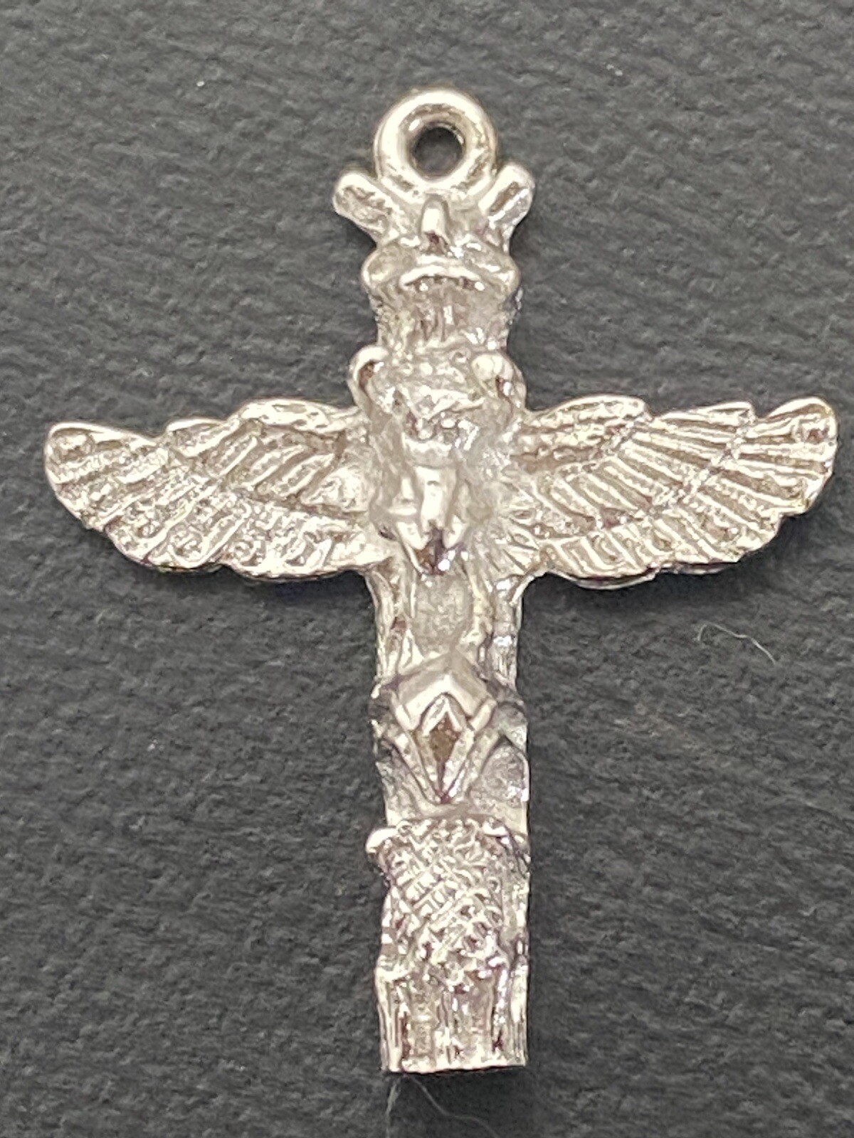 VIntage Sterling Slver Gorgeous Totem Pole Charm Native First Nations Aboriginal