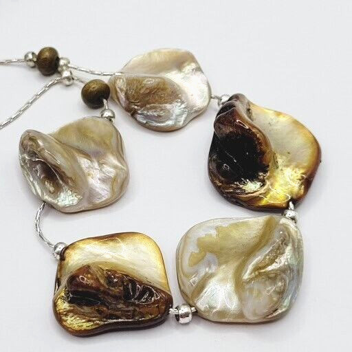 Chunky Mother of Pearl Shell Bead Neutral Color Silver Tone Chain Vtg Necklace