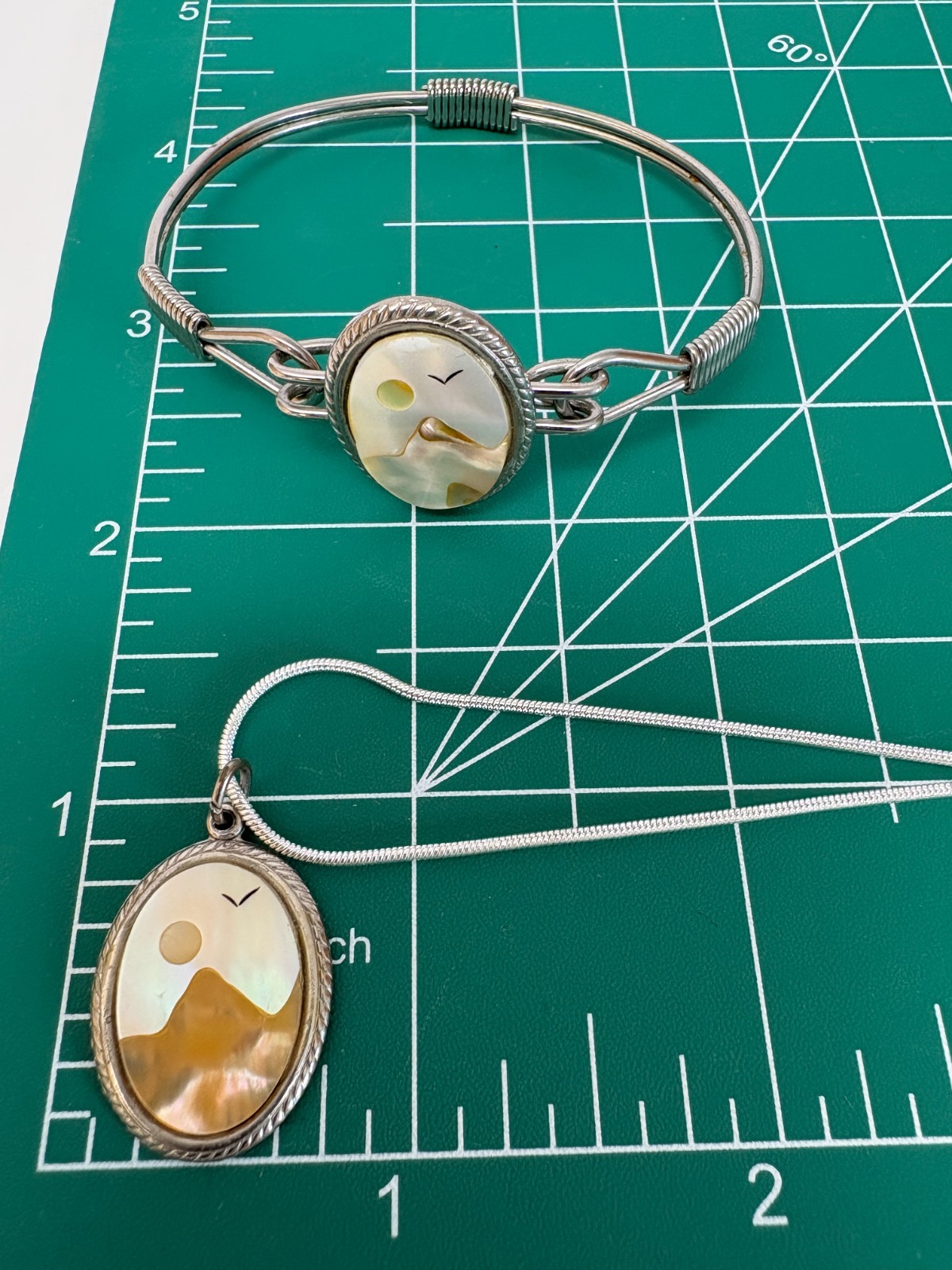 VTG MOP Abalone Mountain Scene Hinged Bracelet & Pendant w/ .925 Silver Necklace