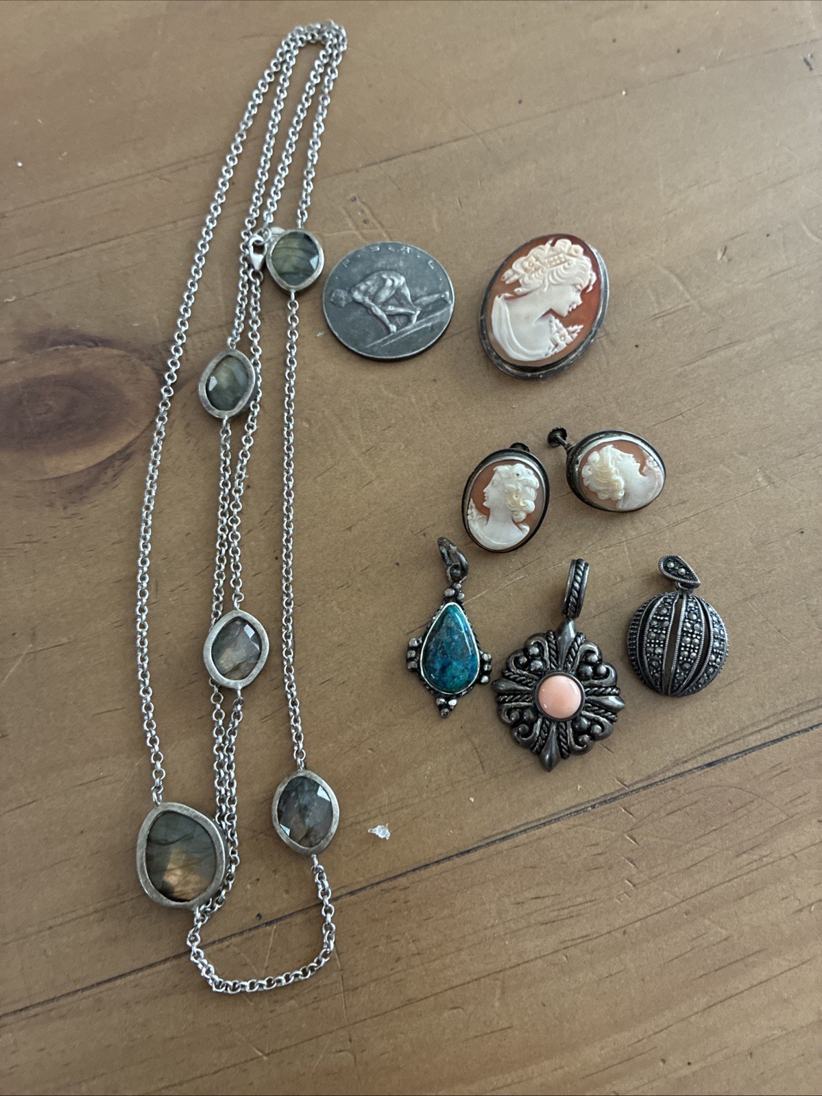 Vintage Silver Jewlery Lot With Pendants 64 Grams Wearable NO SCRAP .925 stamped