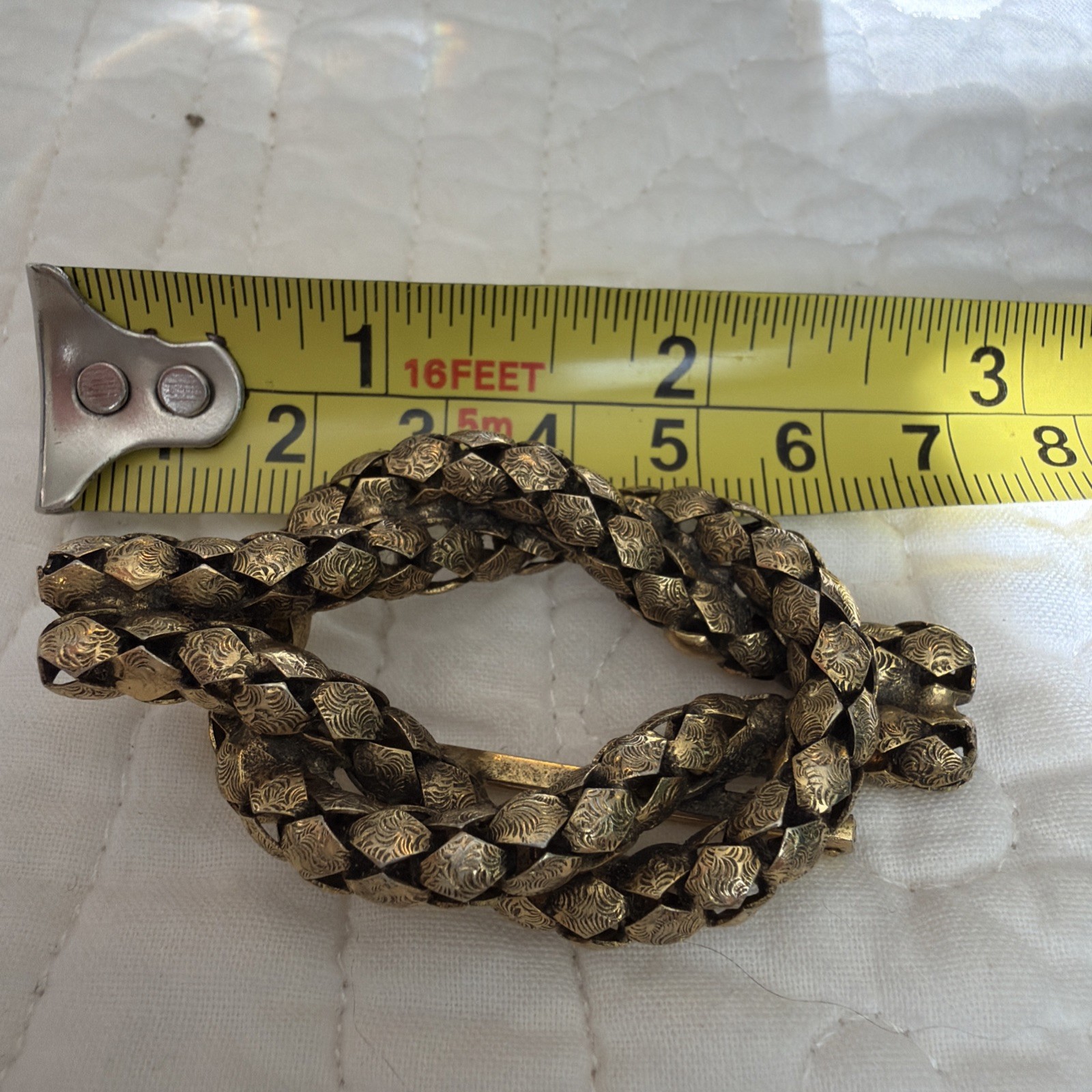 Vintage Antique Novelty Brooch – Filigree Rope Pile Knot – Gold Tone Metal