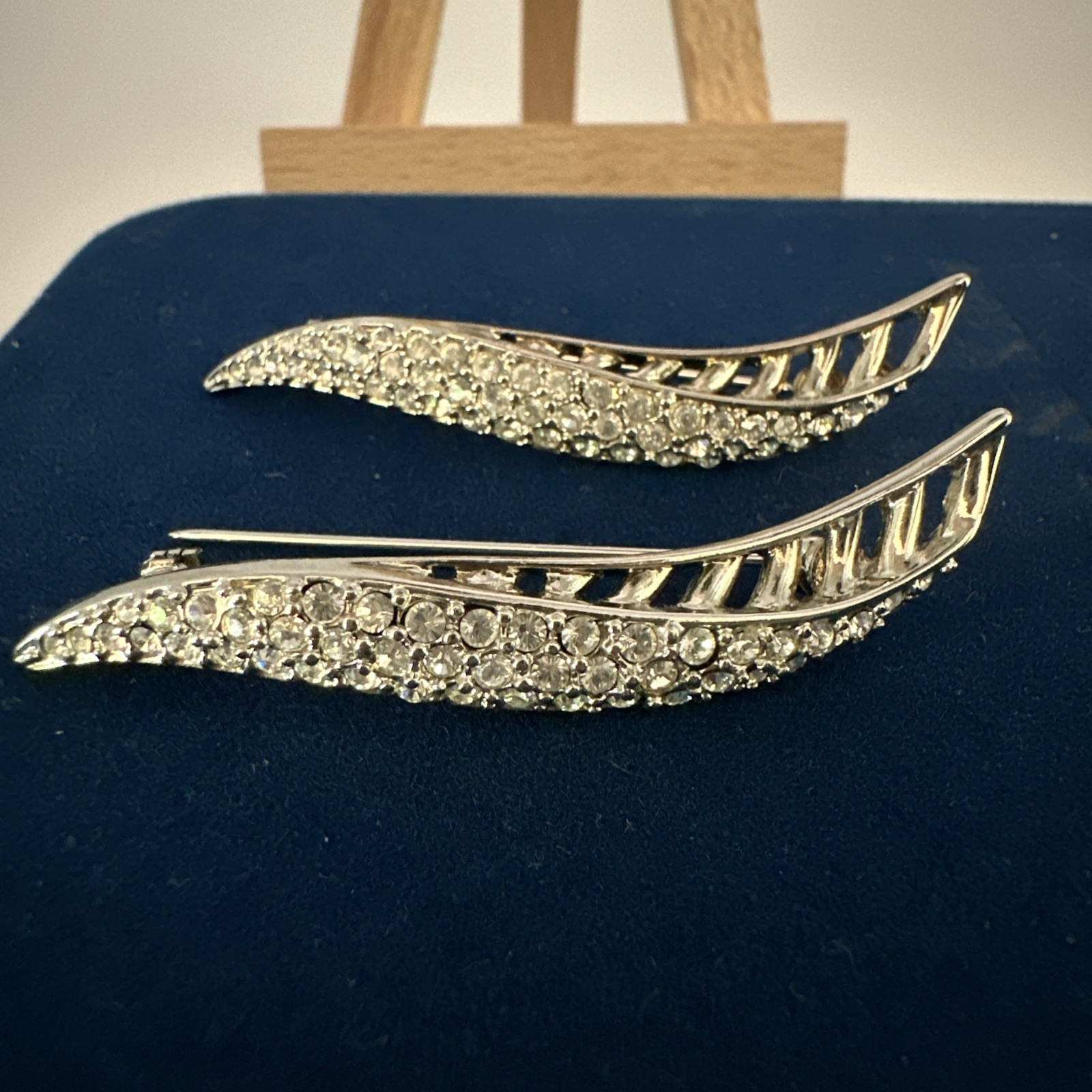 VTG Camrose Kross JBK Kennedy Wedding Collection Crystals Set Of 2 Pins NWOT
