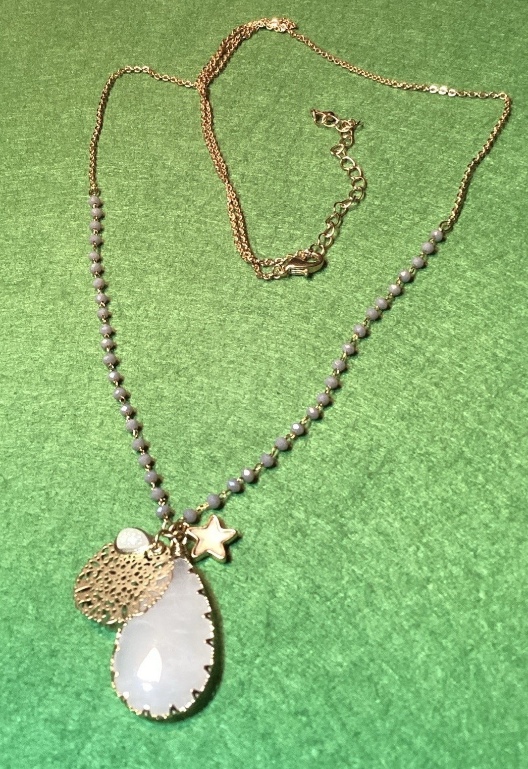 Vintage Pink & Gold Tone 14 Piece Mixed Jewelry Lot Gorgeous Pale Pink Sparkles