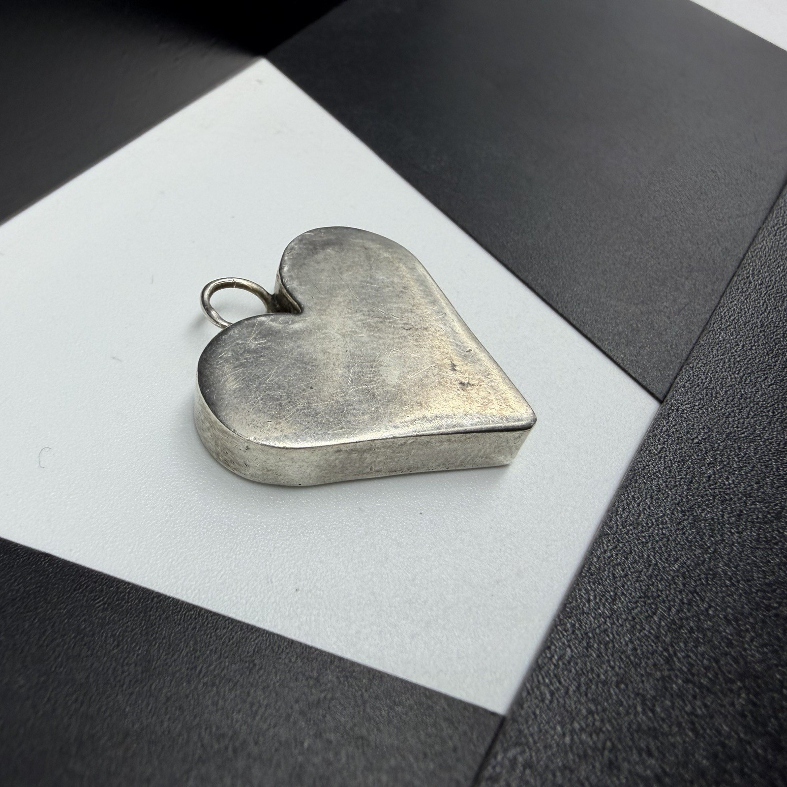 Vintage 925 Sterling Silver Smooth Puffy Heart 25.5mm Pendant 5.3g
