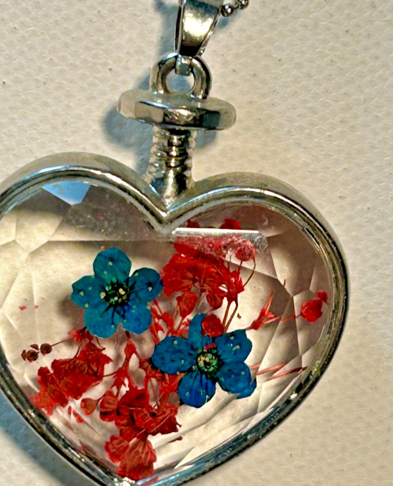 Vintage Heart Pendant Necklace Blue and Red Pressed Flowers