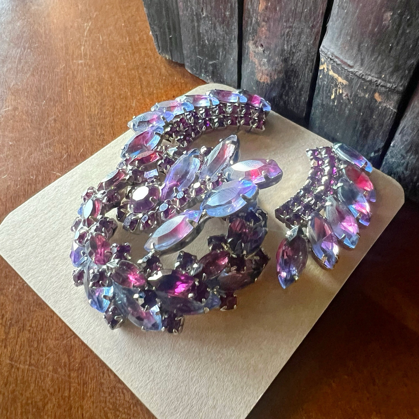Vintage Dome Purple Violet Blue Givre Rhinestone Brooch Earrings Demi Parure Set