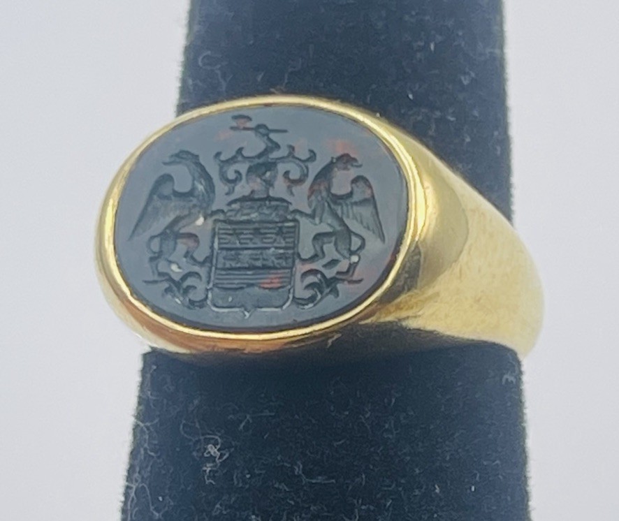 Antique French 18k Yellow Gold Bloodstone Crest Signet Ring Size 4.75