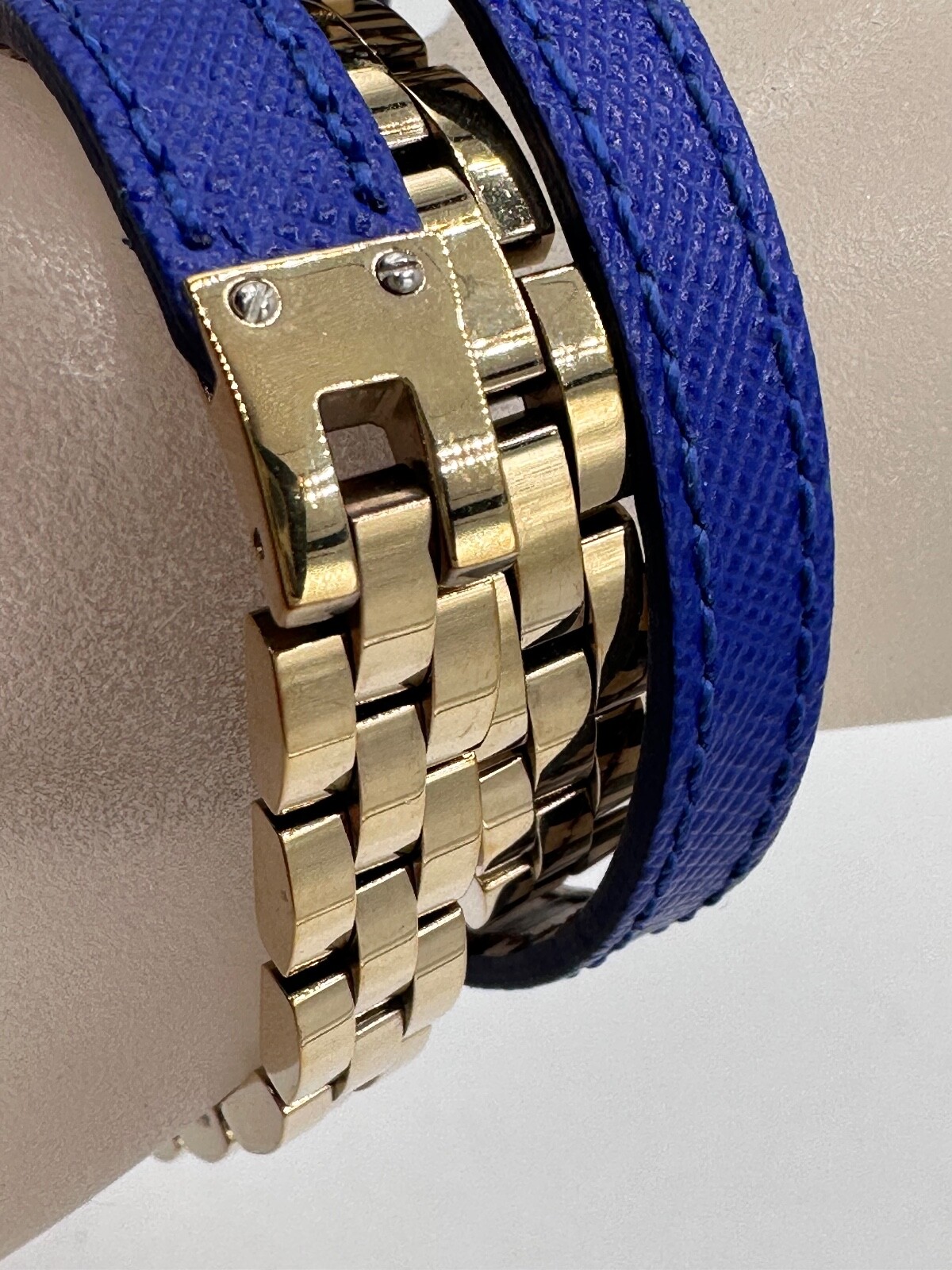 HENRI BENDEL SIGNED GOLD PLATED BUCKLE LEATHER NECKLACE BRACELET SAMPLE BELT 22″